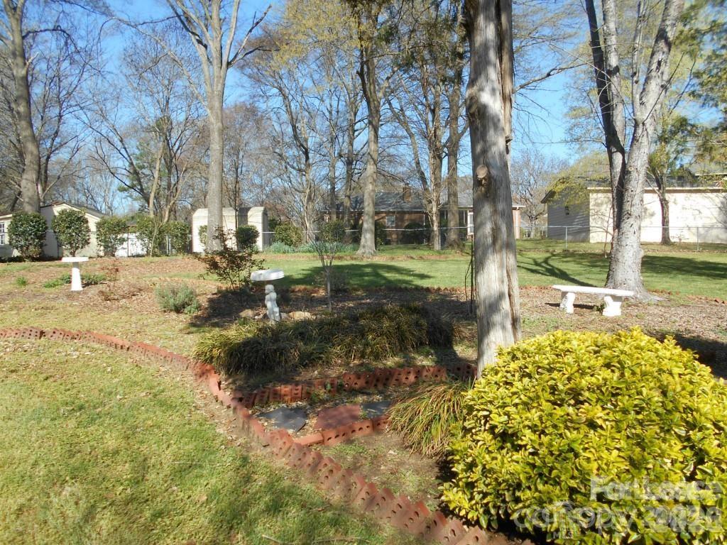 1330 E Barden Road Property Photo 14