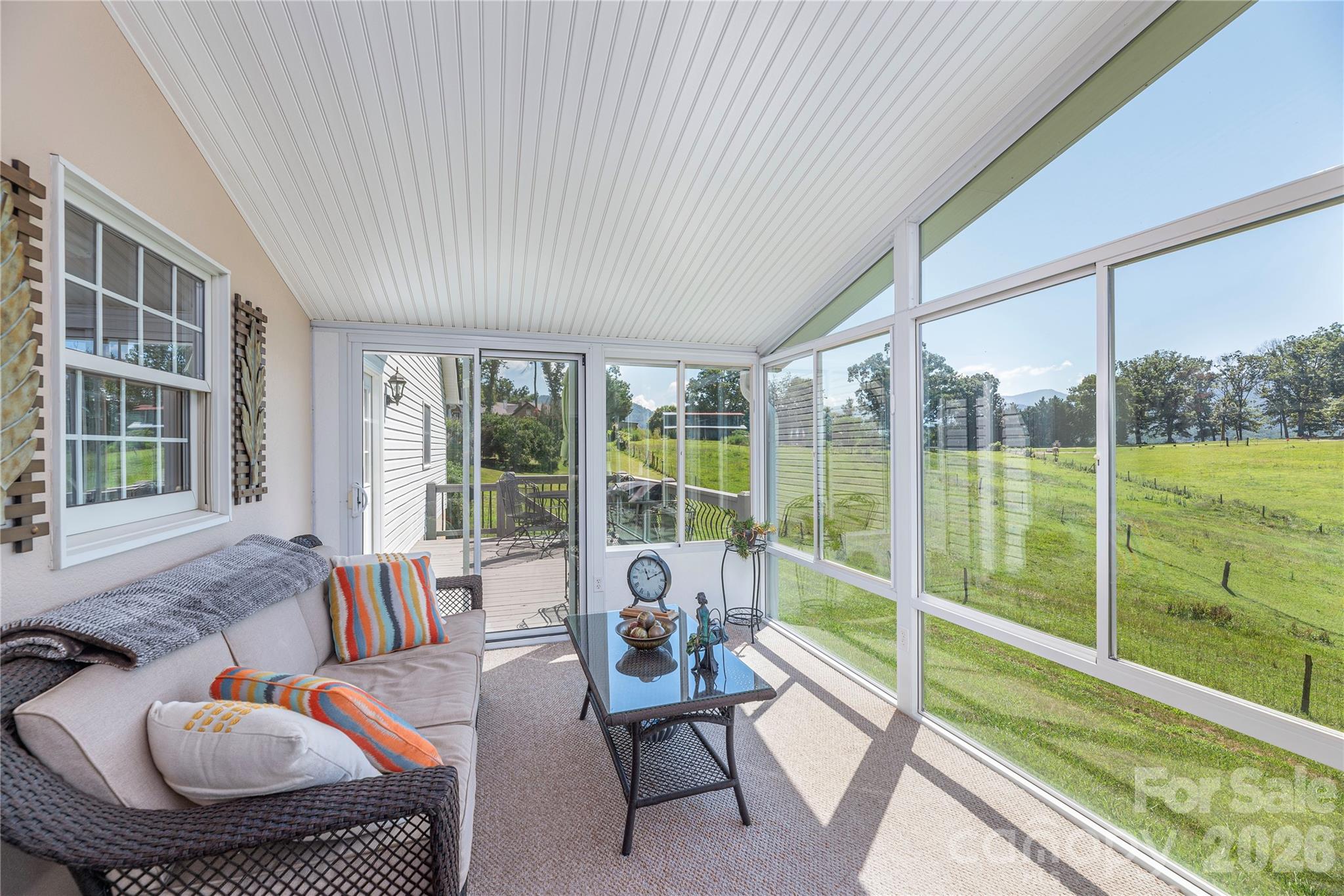 35 Forest Knoll Drive Property Photo 10