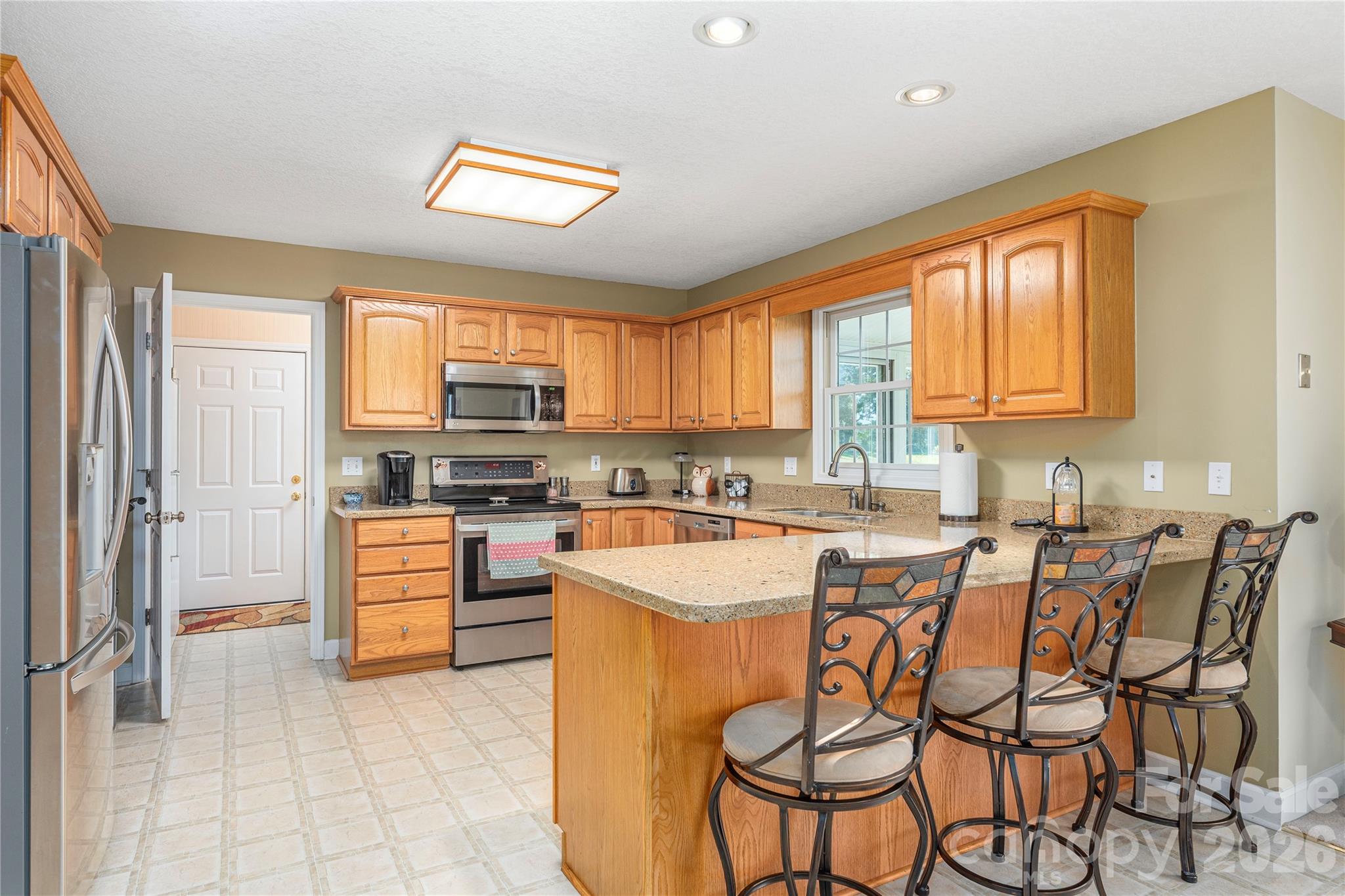 35 Forest Knoll Drive Property Photo 13