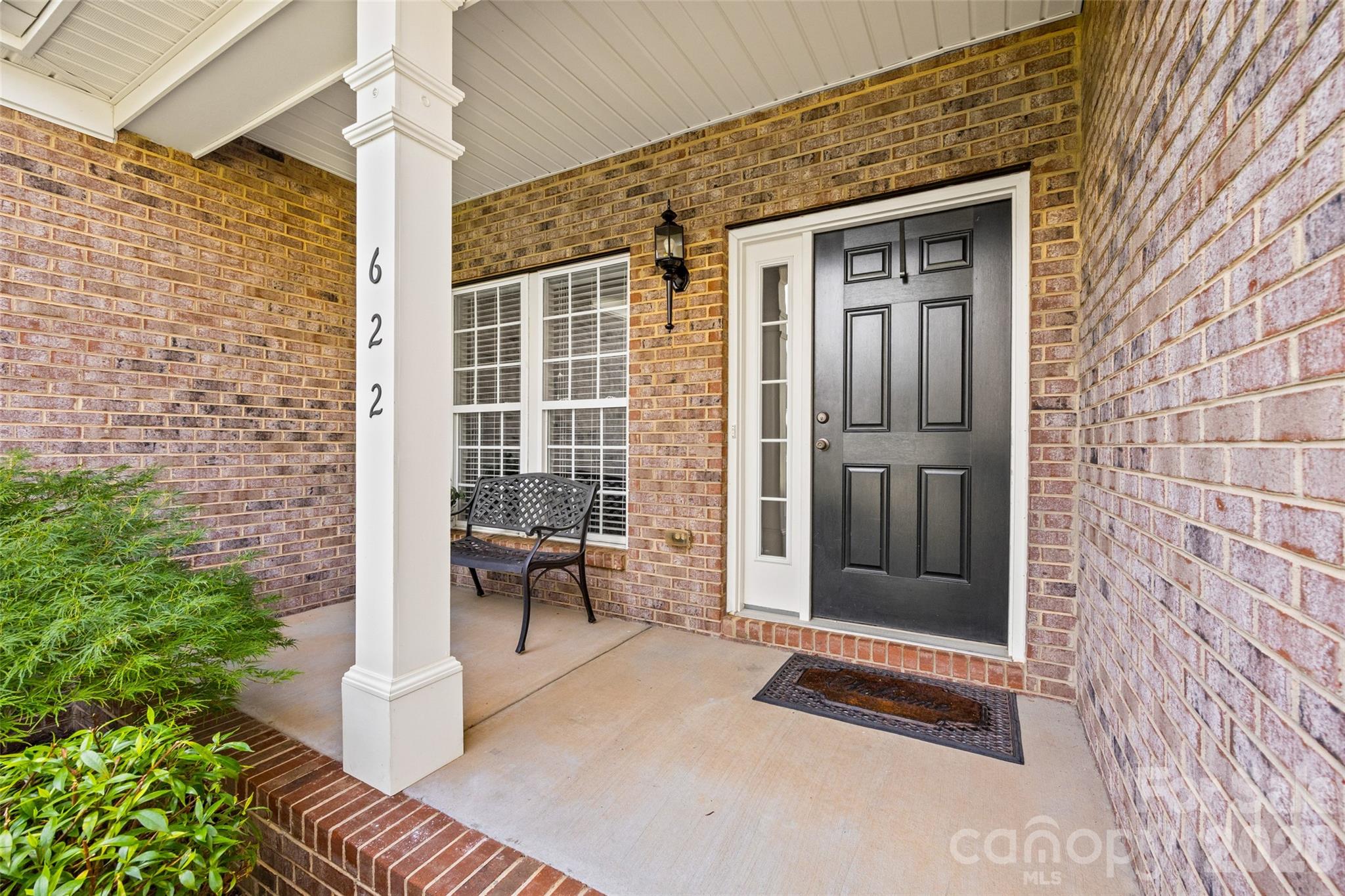 622 Panthers Way Property Photo 3