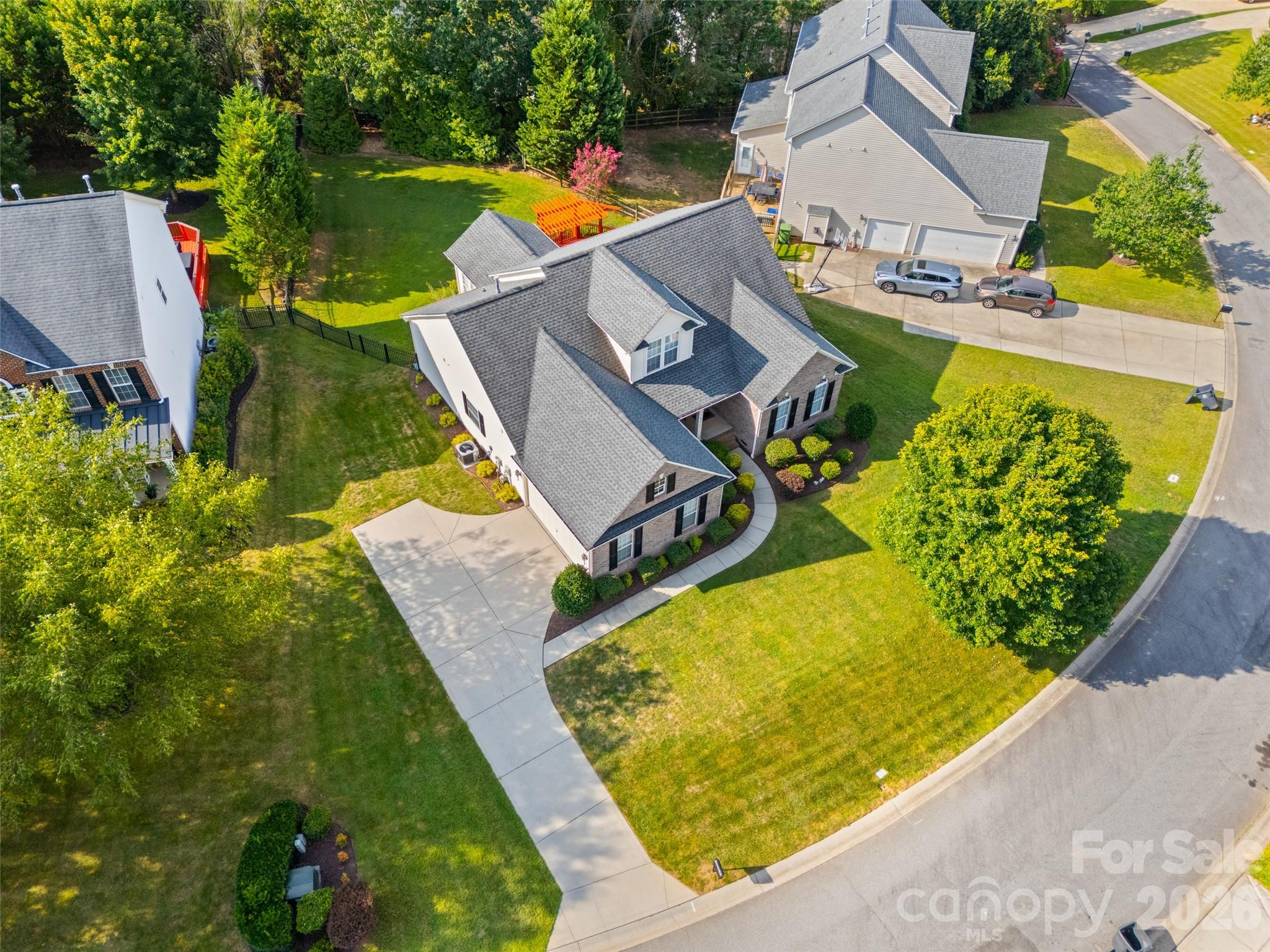622 Panthers Way Property Photo 31