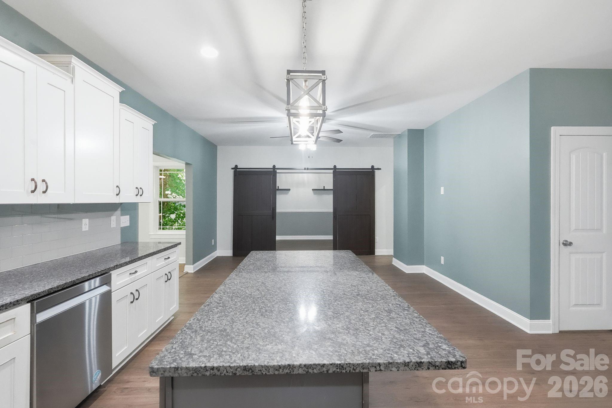 3675 W Bay Drive Property Photo 14