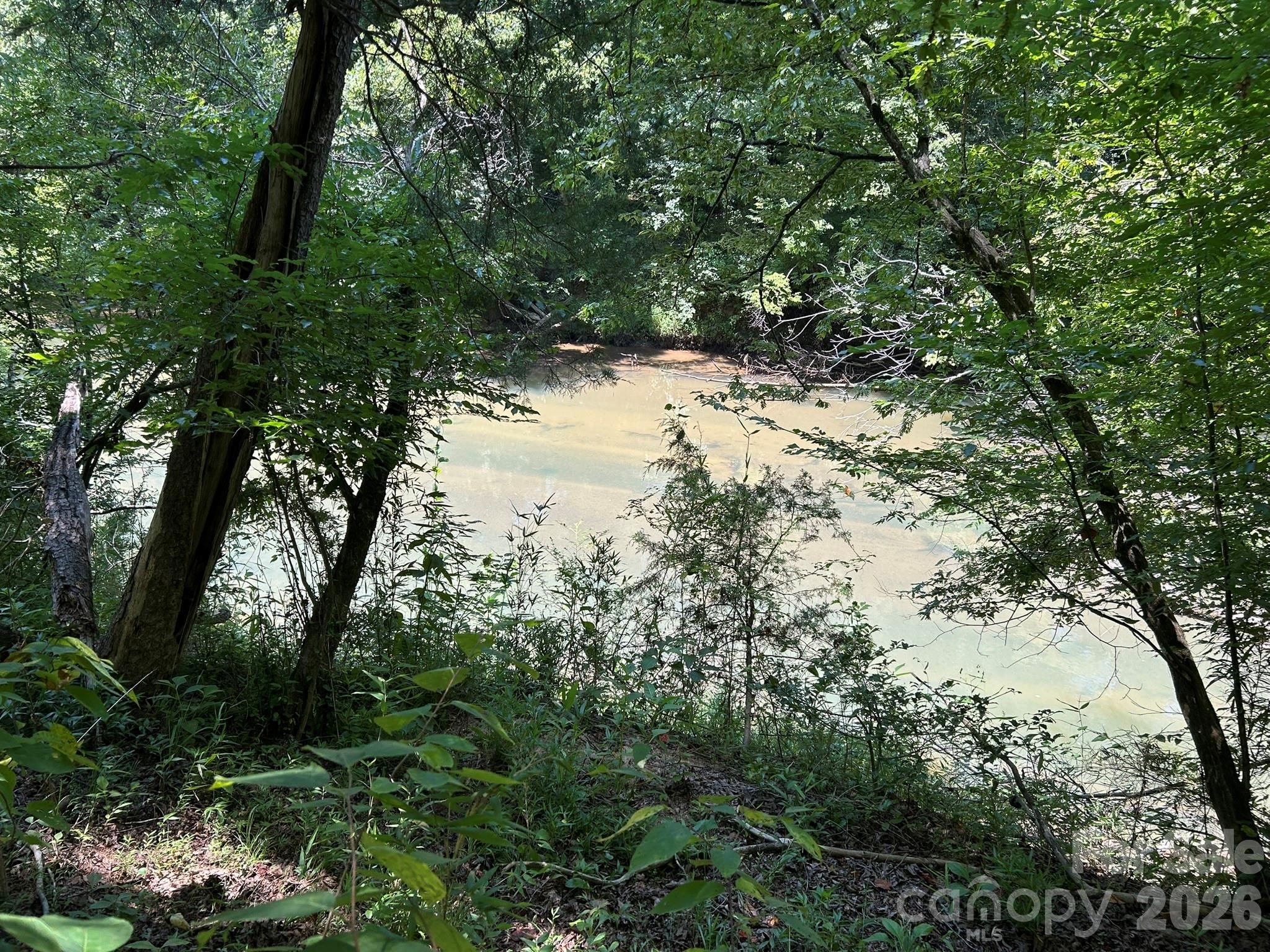 00 River Crest Parkway 26 Property Photo 2