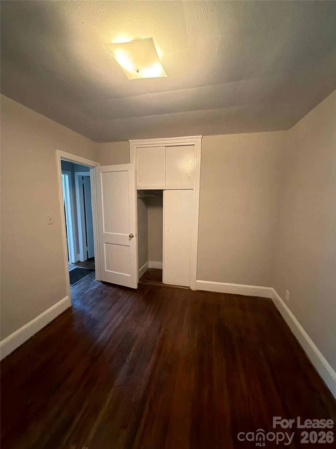 3526 Eastway Drive Property Photo 7
