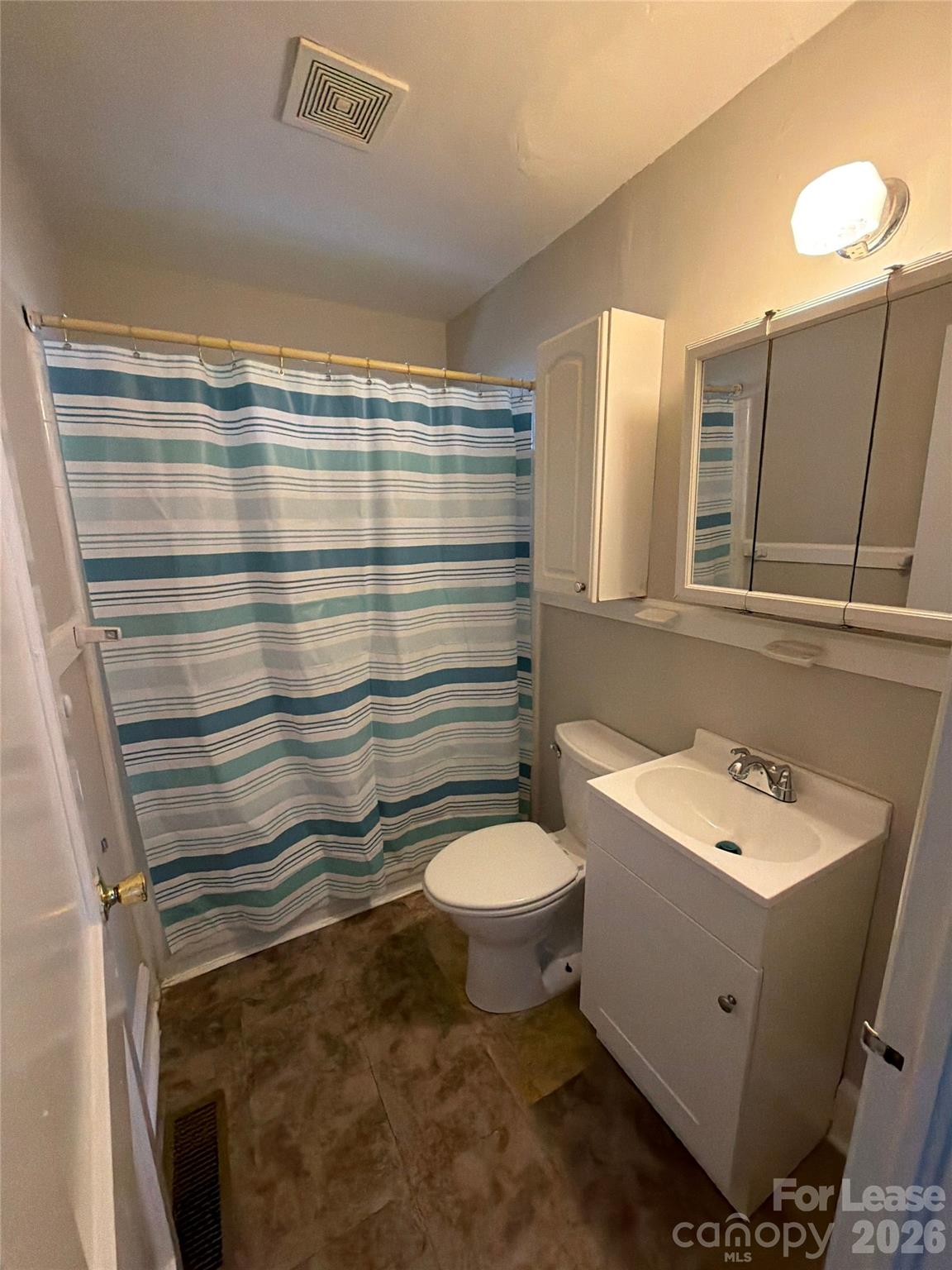 3526 Eastway Drive Property Photo 8