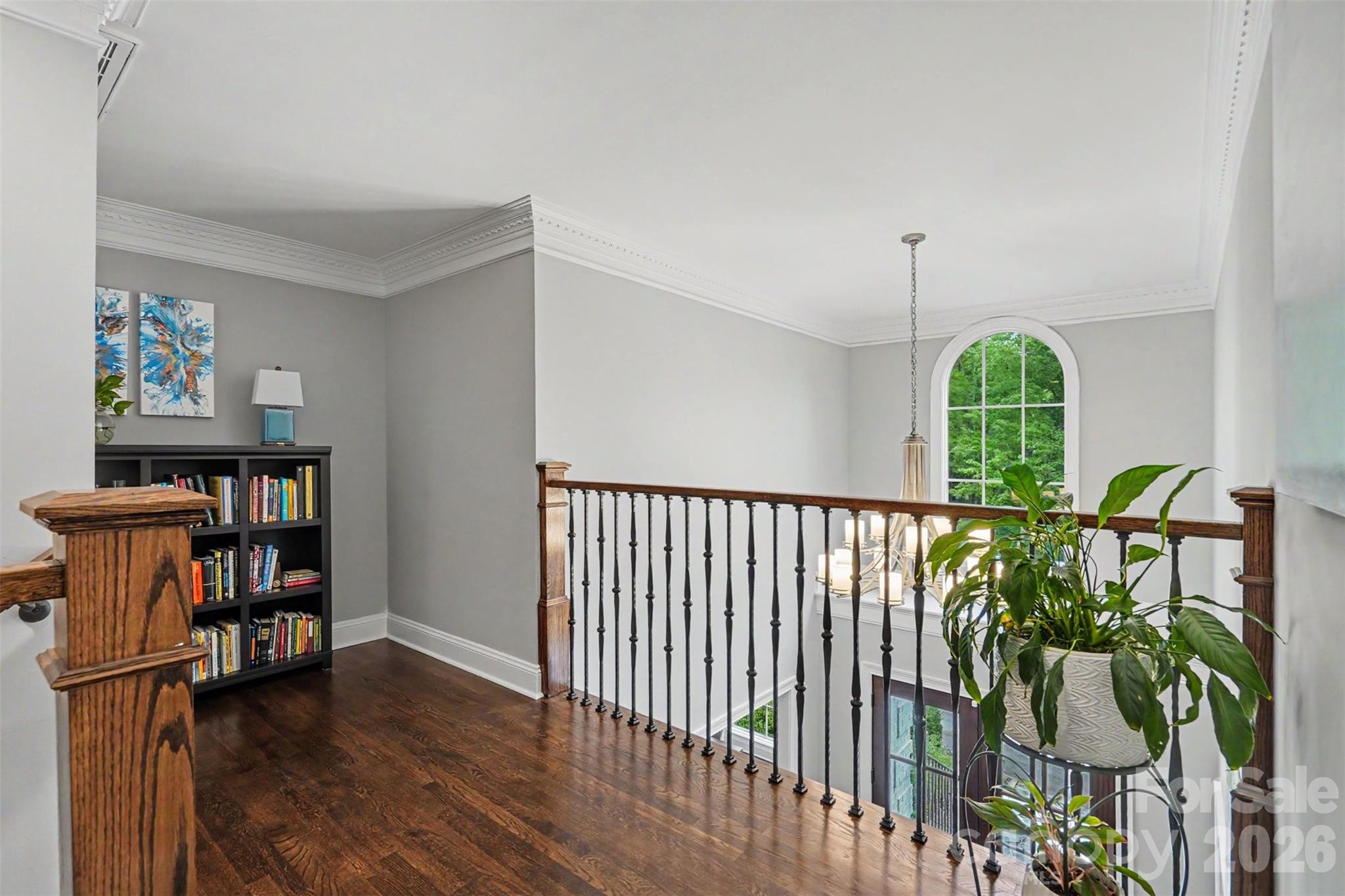 2035 Valencia Terrace Property Photo 24