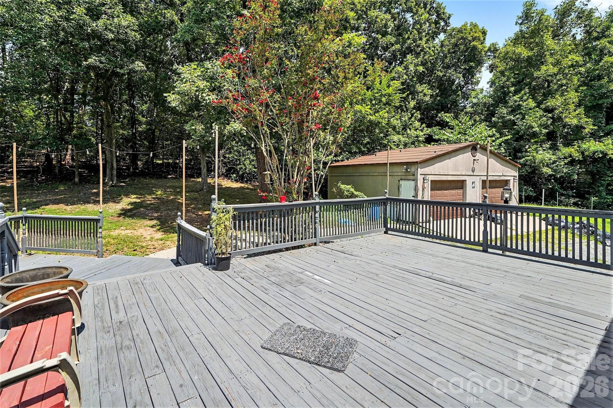 502 Cedarwood Drive Property Photo 23