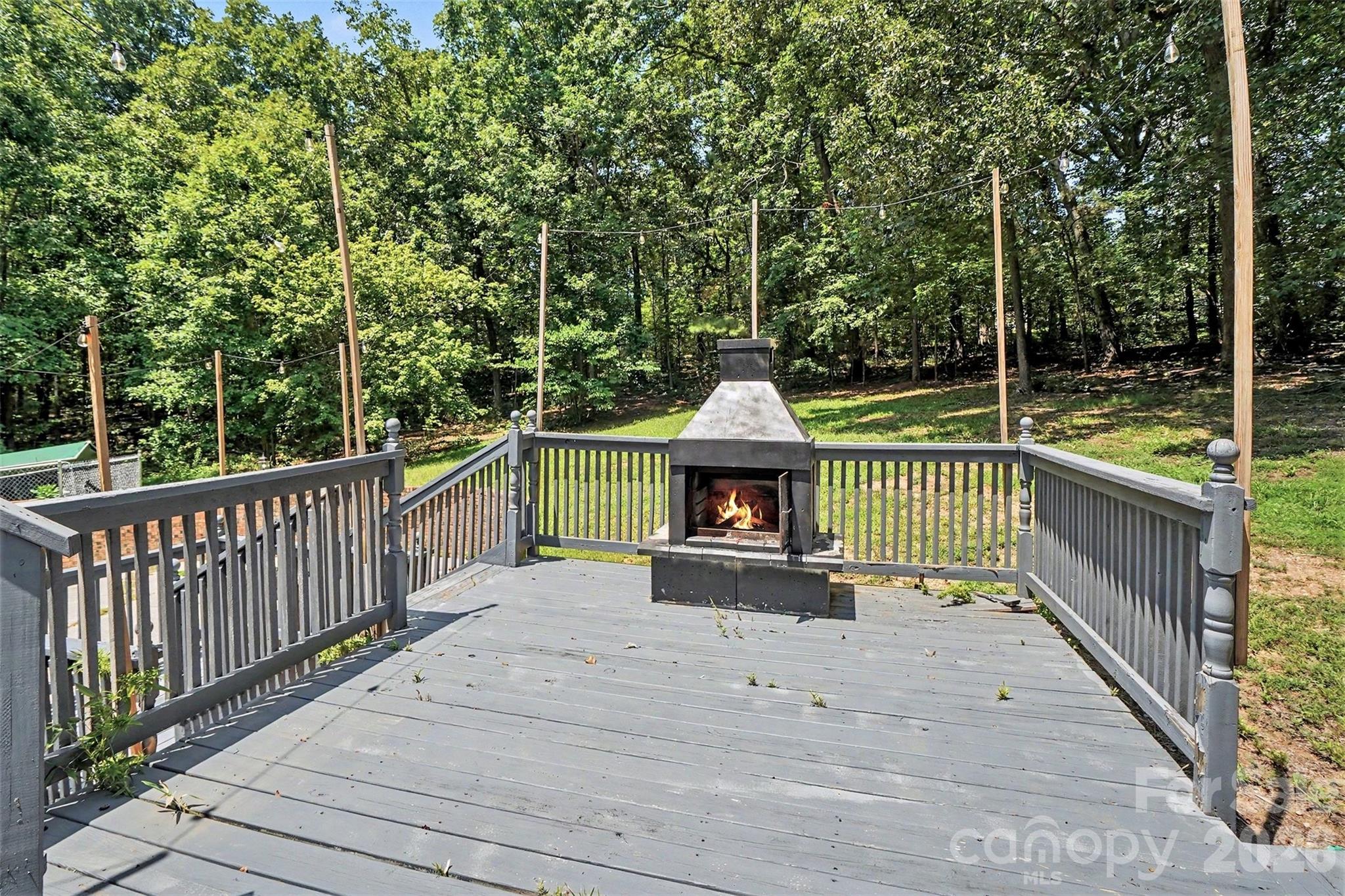 502 Cedarwood Drive Property Photo 24