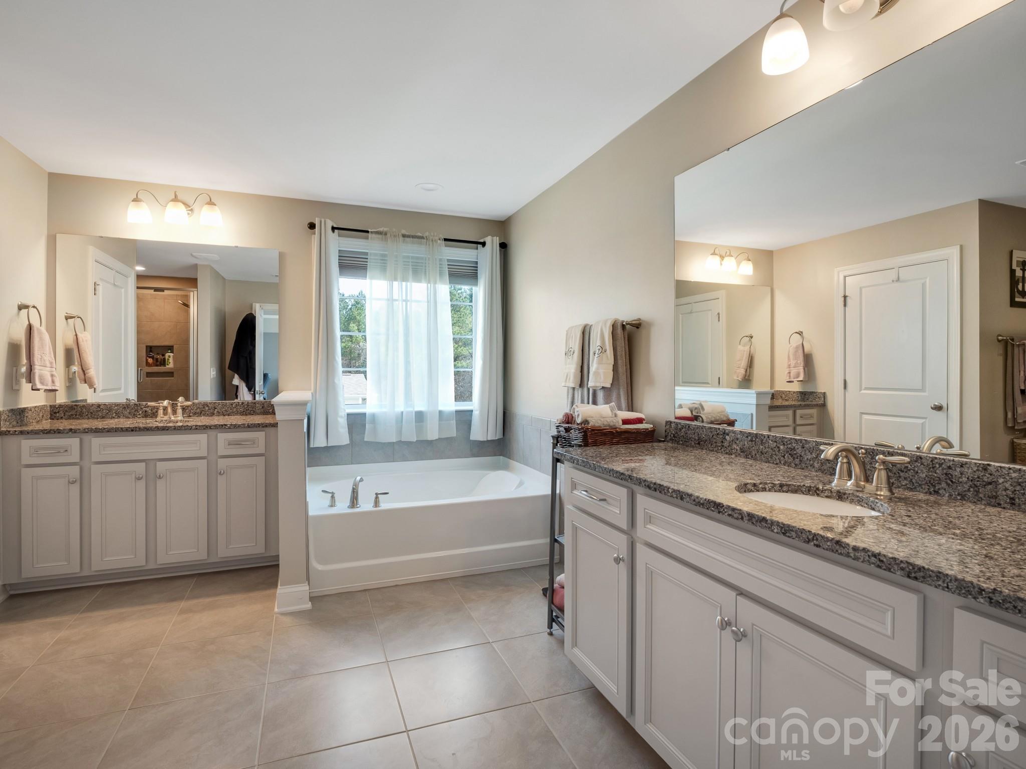 9236 Vecchio Drive Property Photo 19