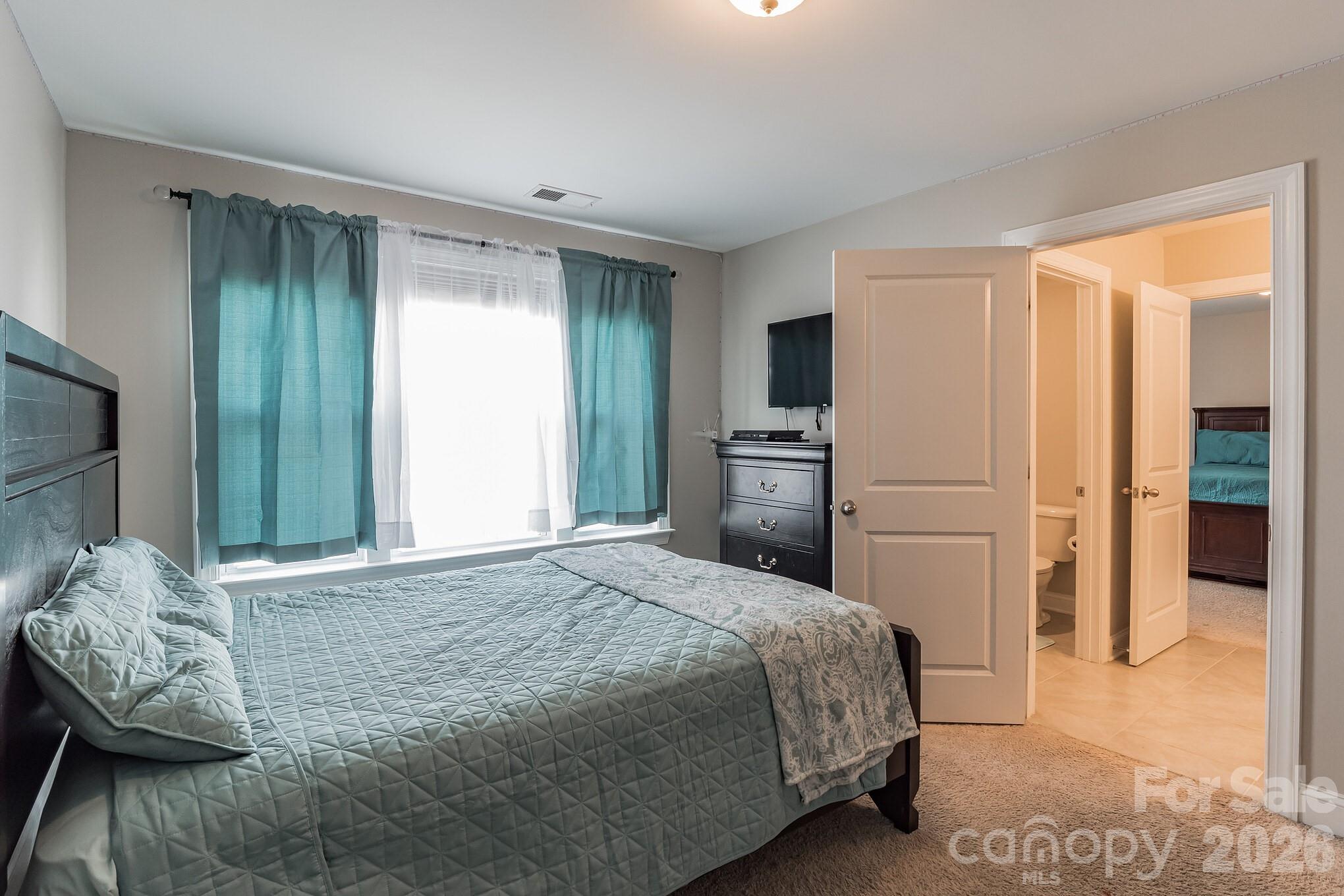 9236 Vecchio Drive Property Photo 28