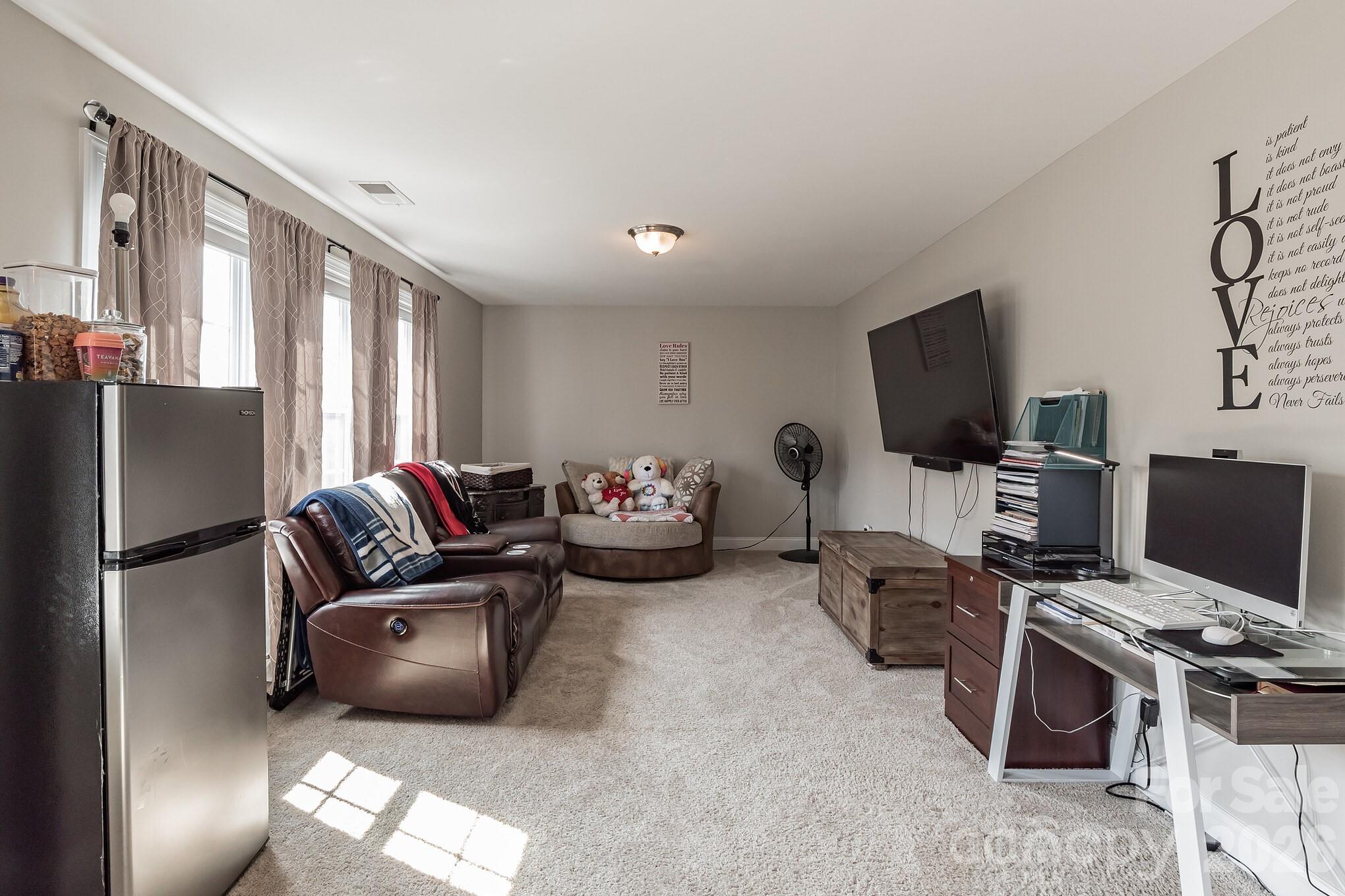 9236 Vecchio Drive Property Photo 30