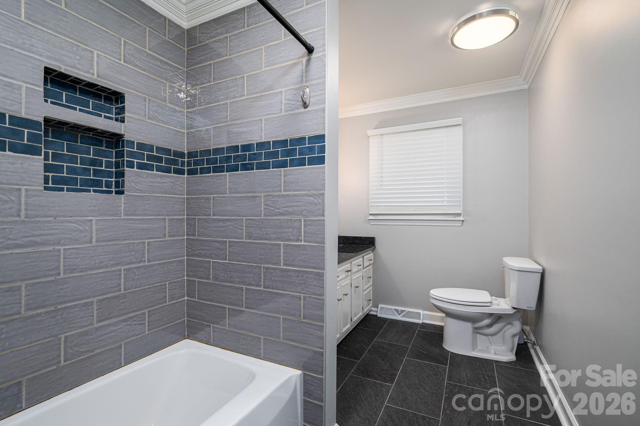 389 Caprice Circle Property Photo 25