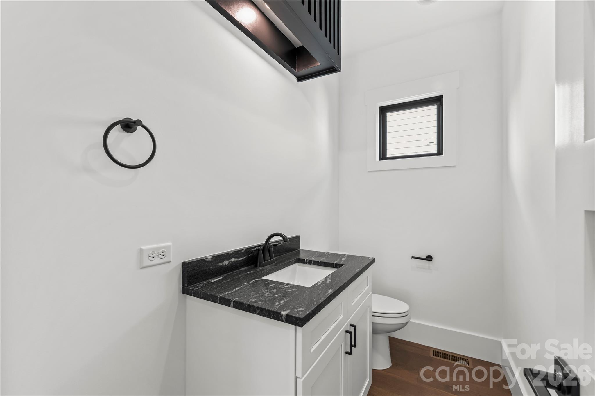 12 S Martha Kate Drive 21 Property Photo 17