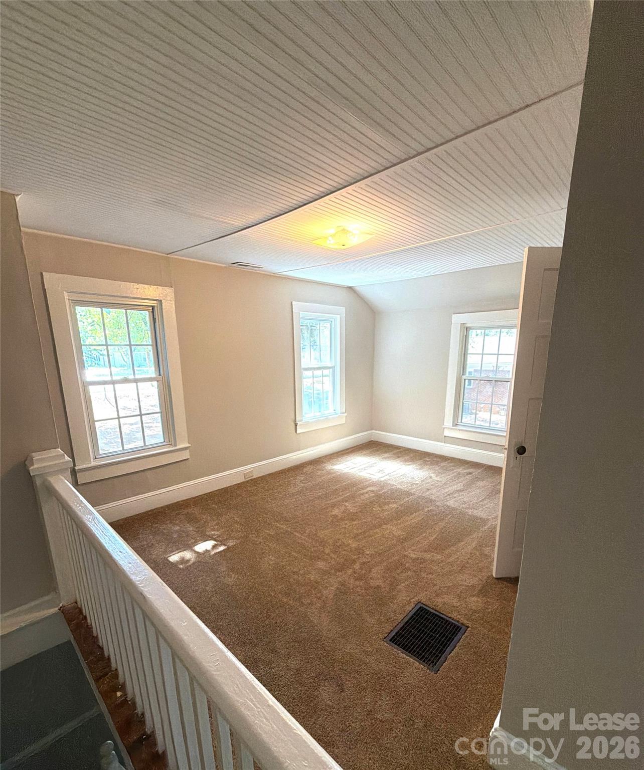3516 Eastway Drive Property Photo 8