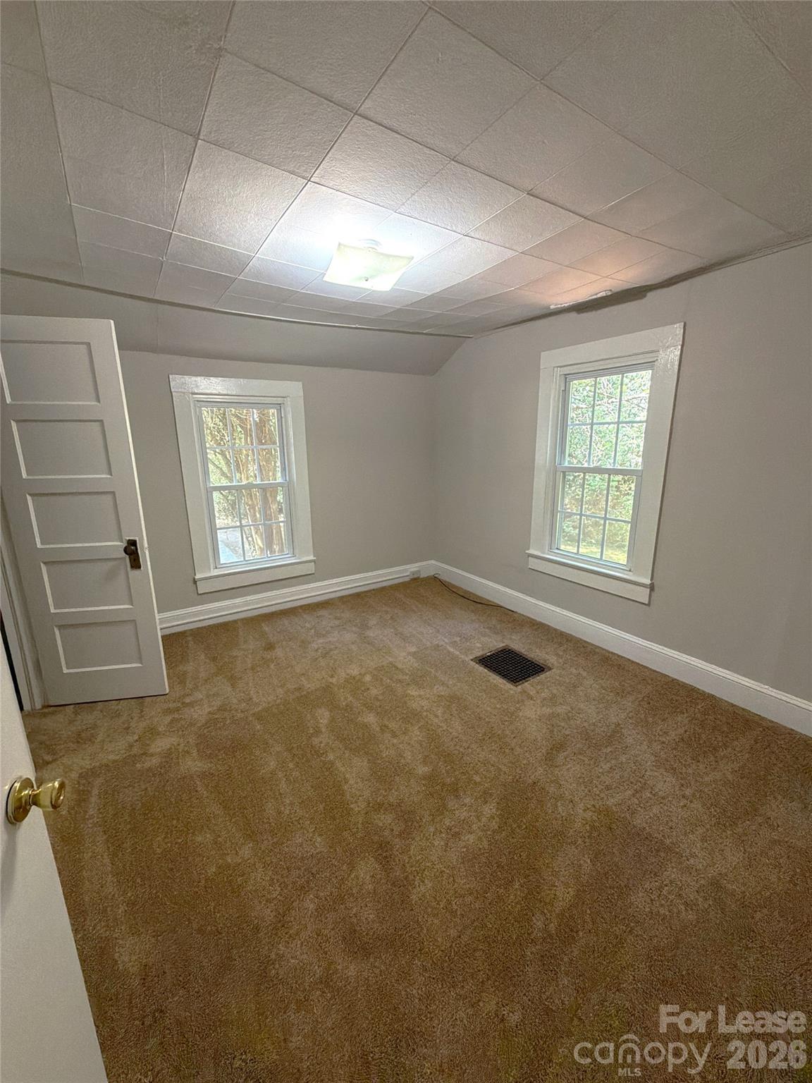 3516 Eastway Drive Property Photo 10