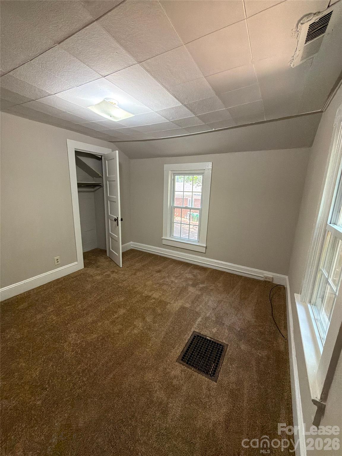 3516 Eastway Drive Property Photo 11