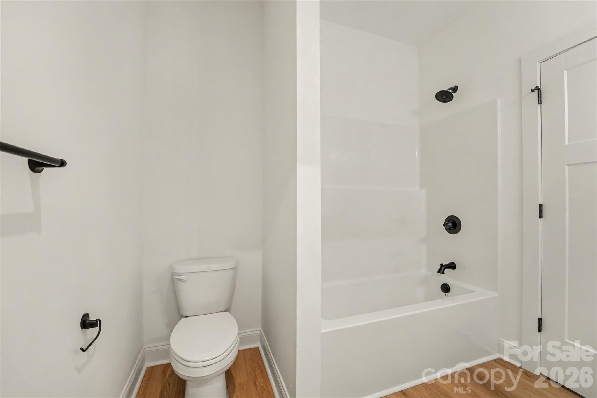 749 Jack Street 4 Property Photo 14