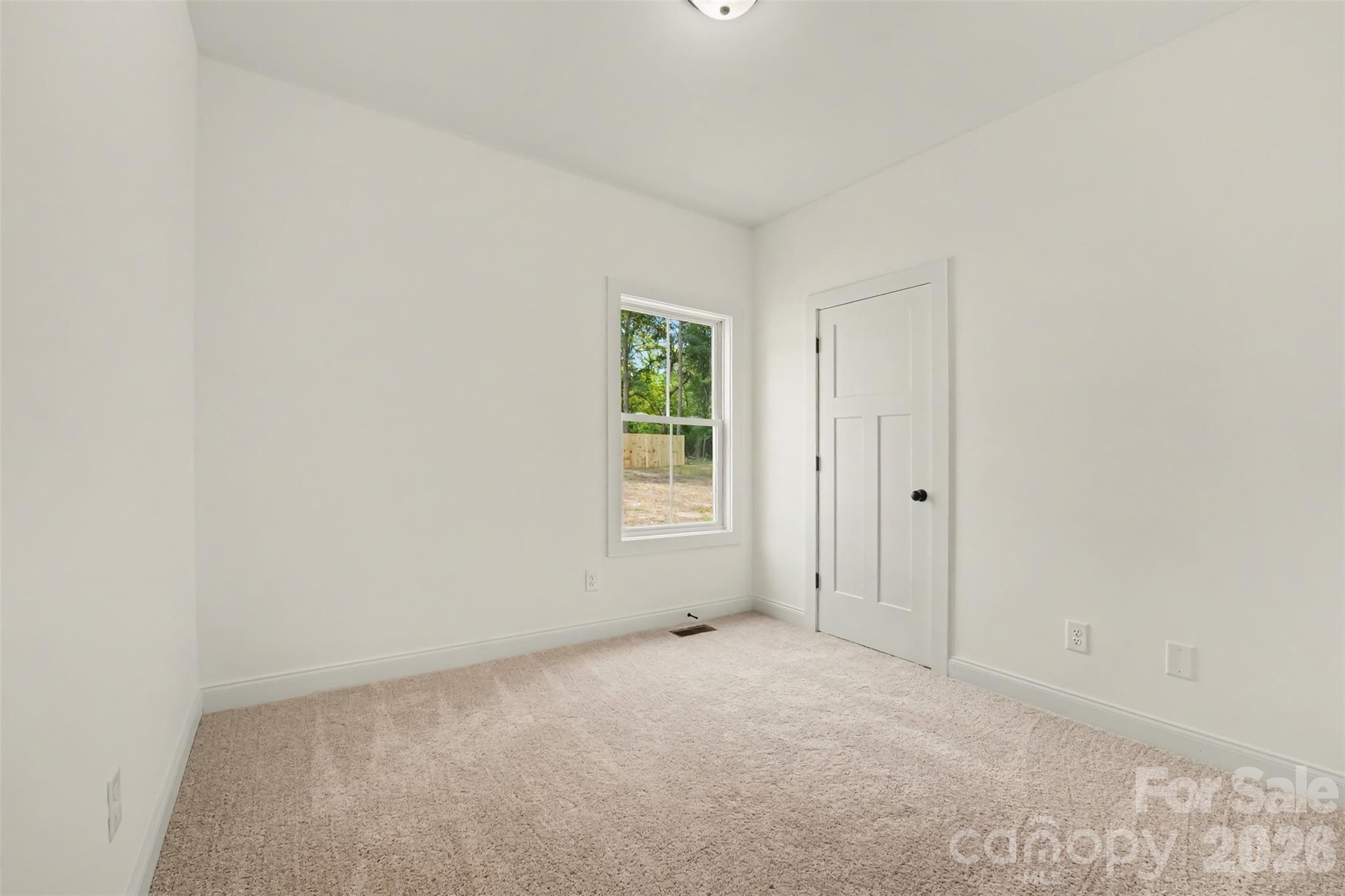 749 Jack Street 4 Property Photo 17