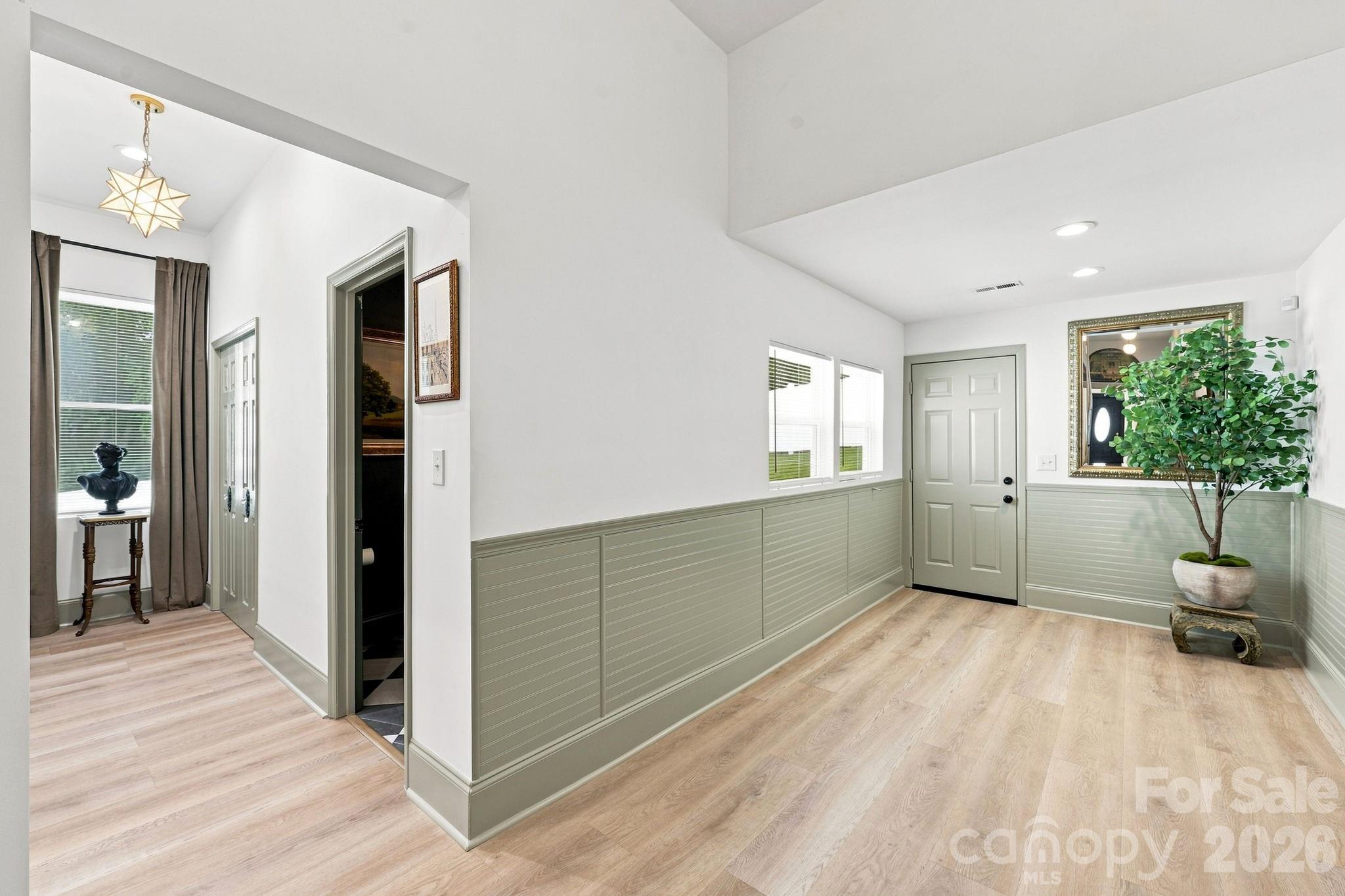 527 S 2nd Street Property Photo 16