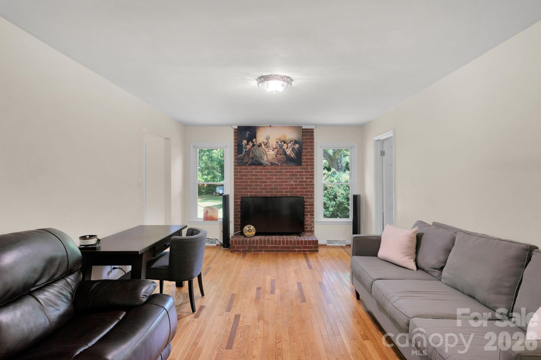 9800 Ordway Court Property Photo 8