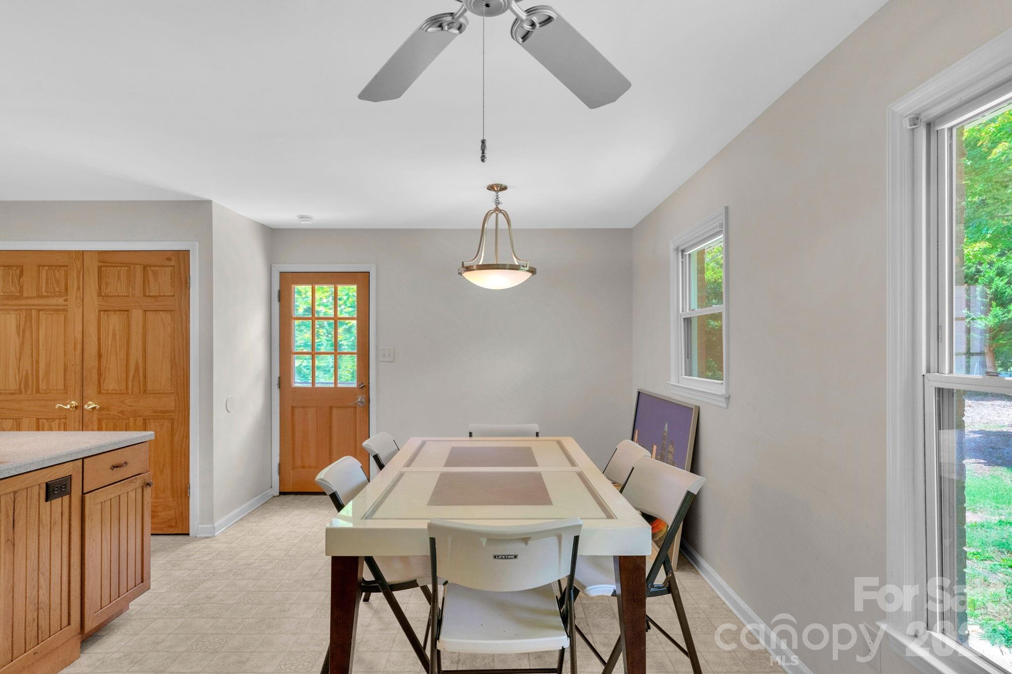 9800 Ordway Court Property Photo 11