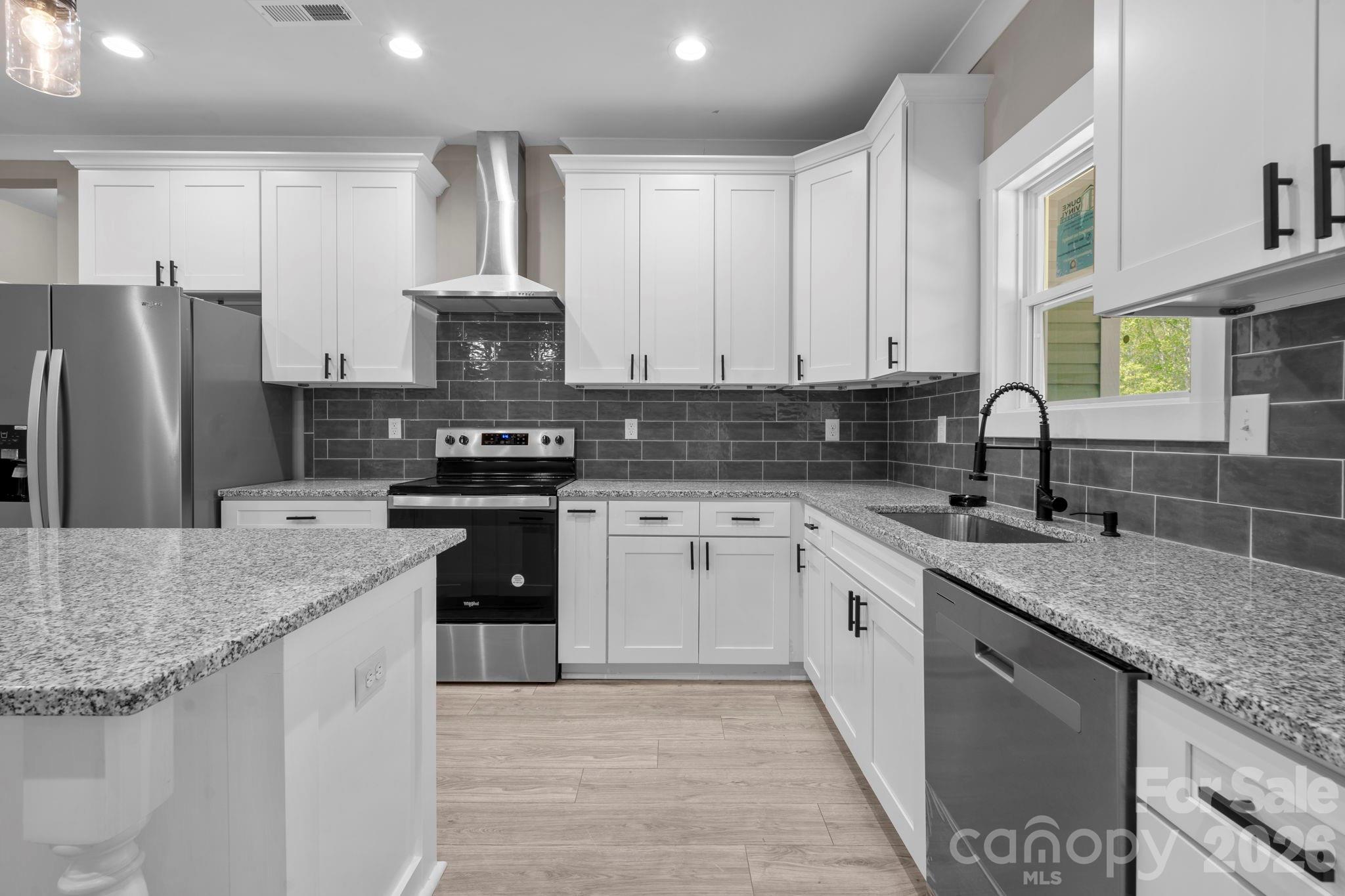 79 Crystal Mountain Drive Property Photo 4