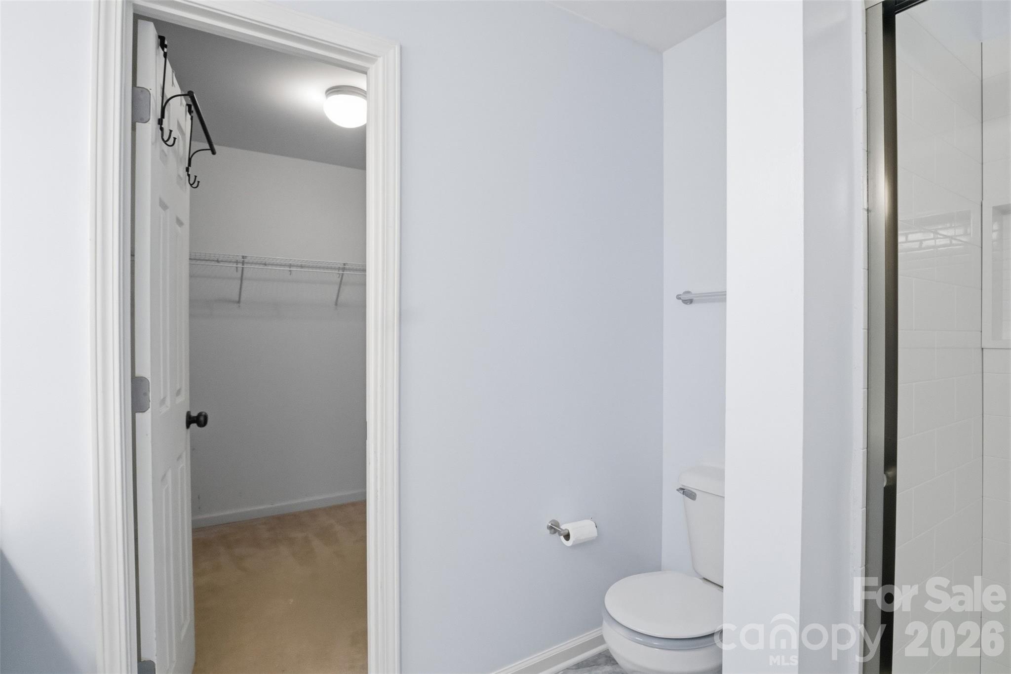 377 Pelling Drive Property Photo 7