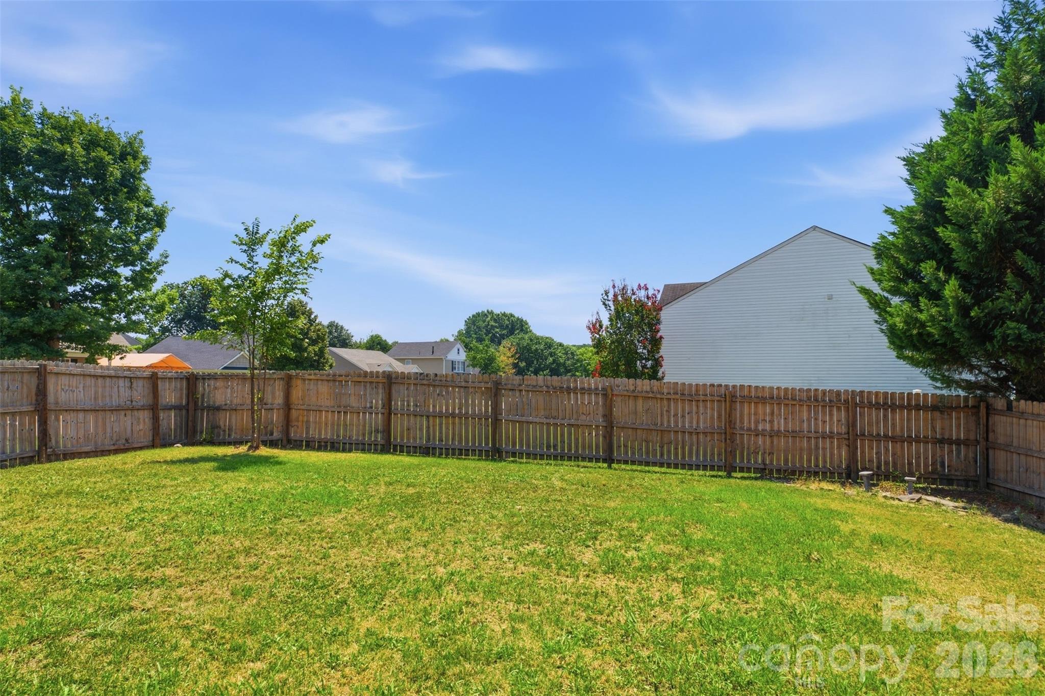 377 Pelling Drive Property Photo 11