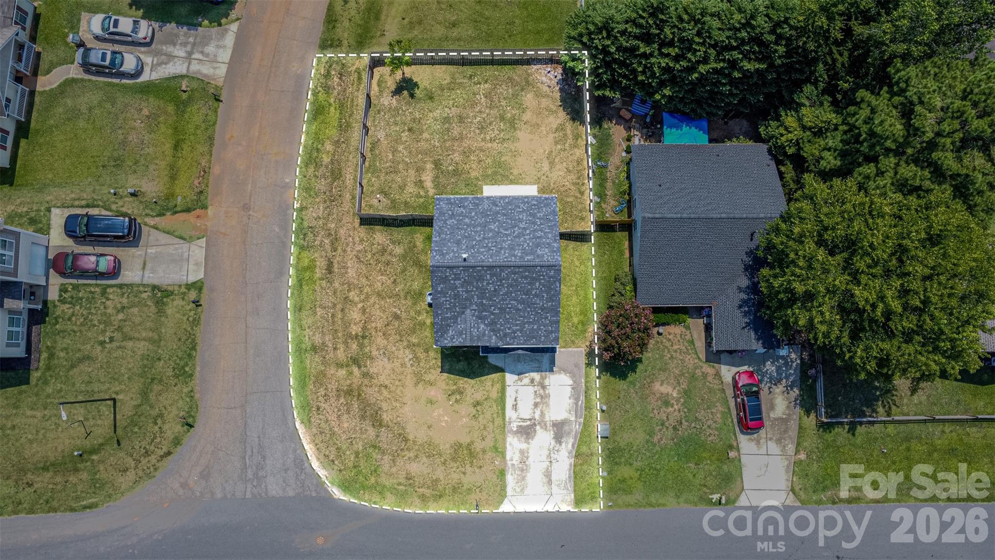 377 Pelling Drive Property Photo 13
