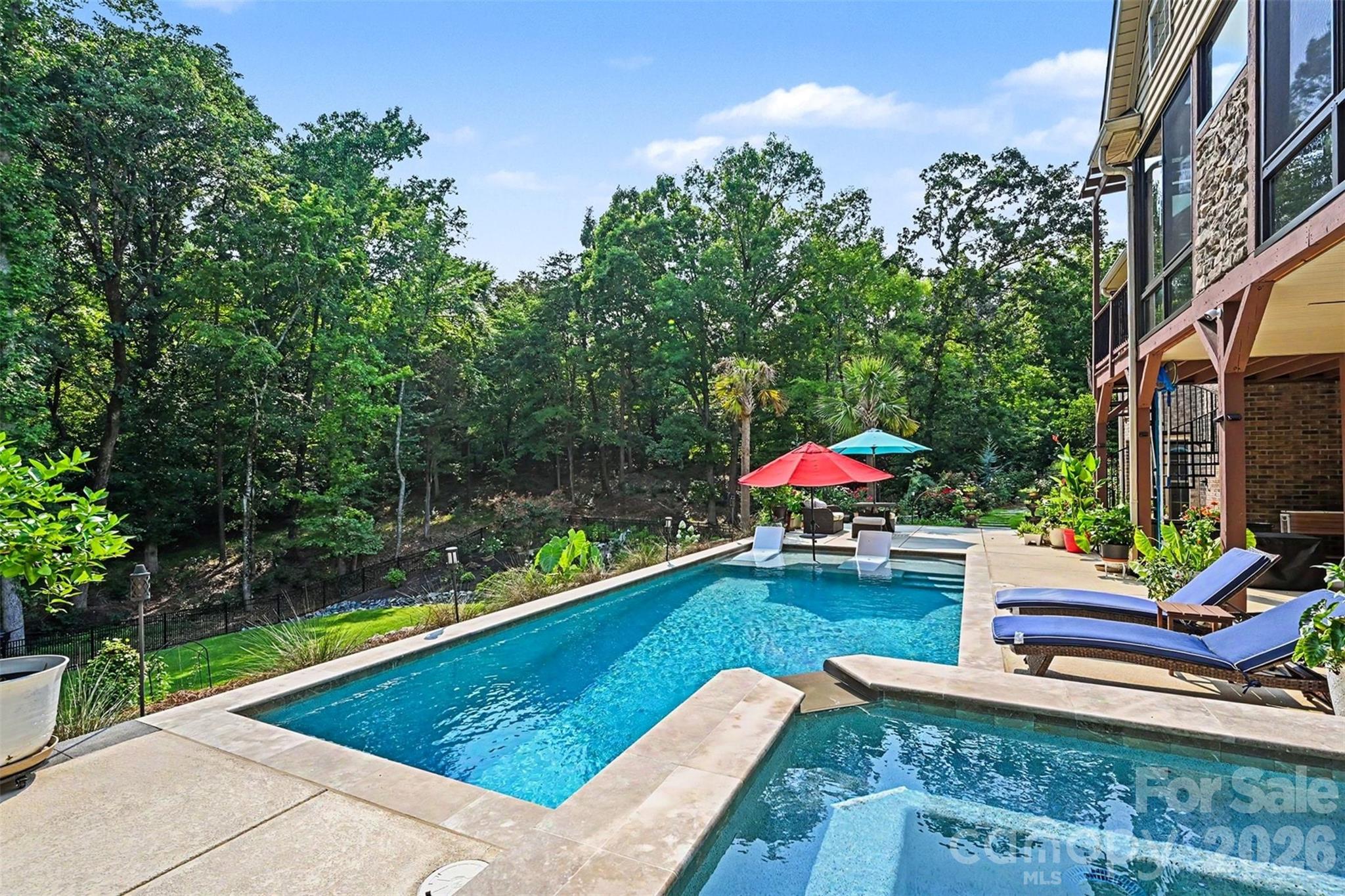 470 Swift Creek Cove Property Photo 4