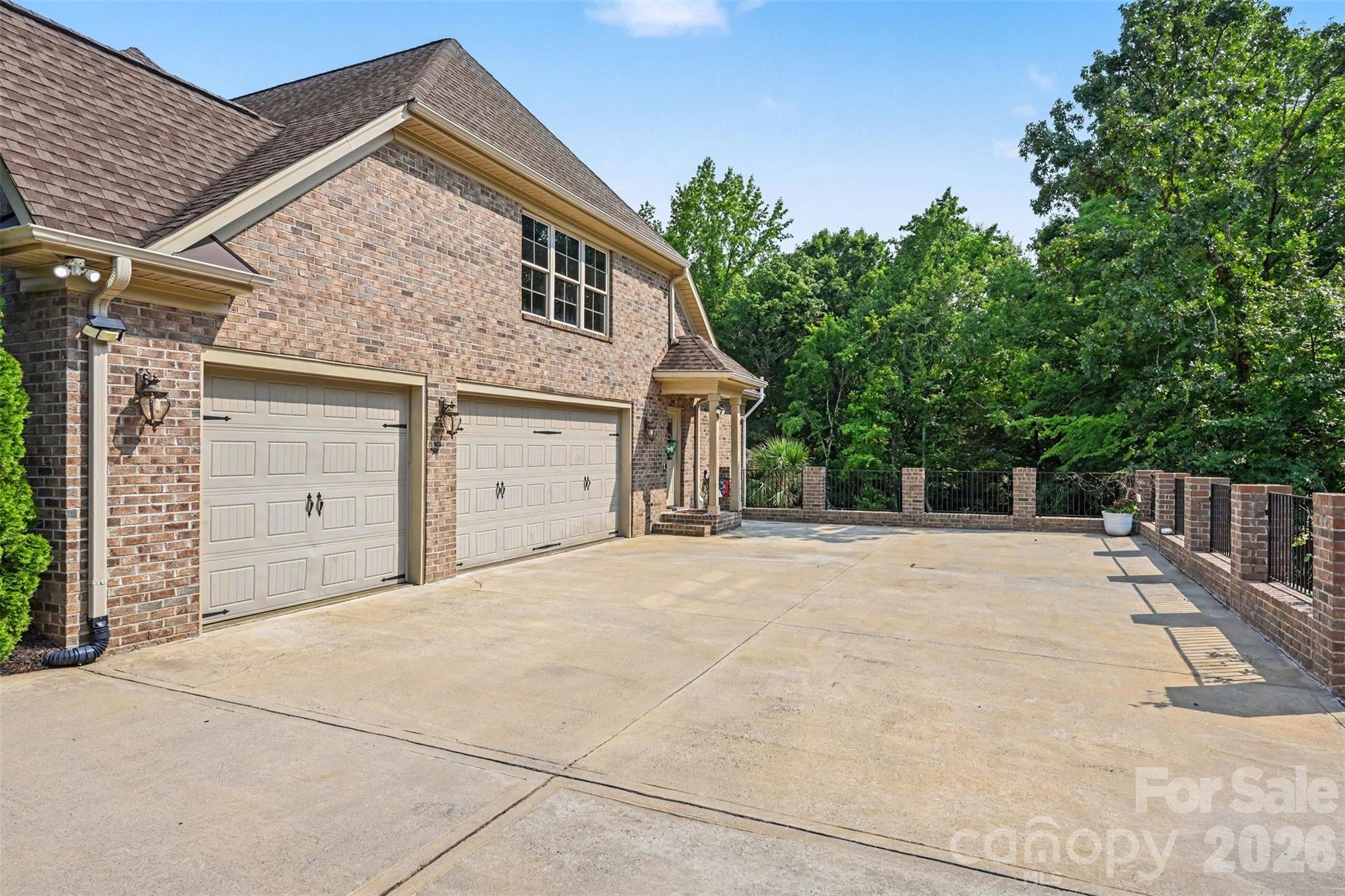 470 Swift Creek Cove Property Photo 41