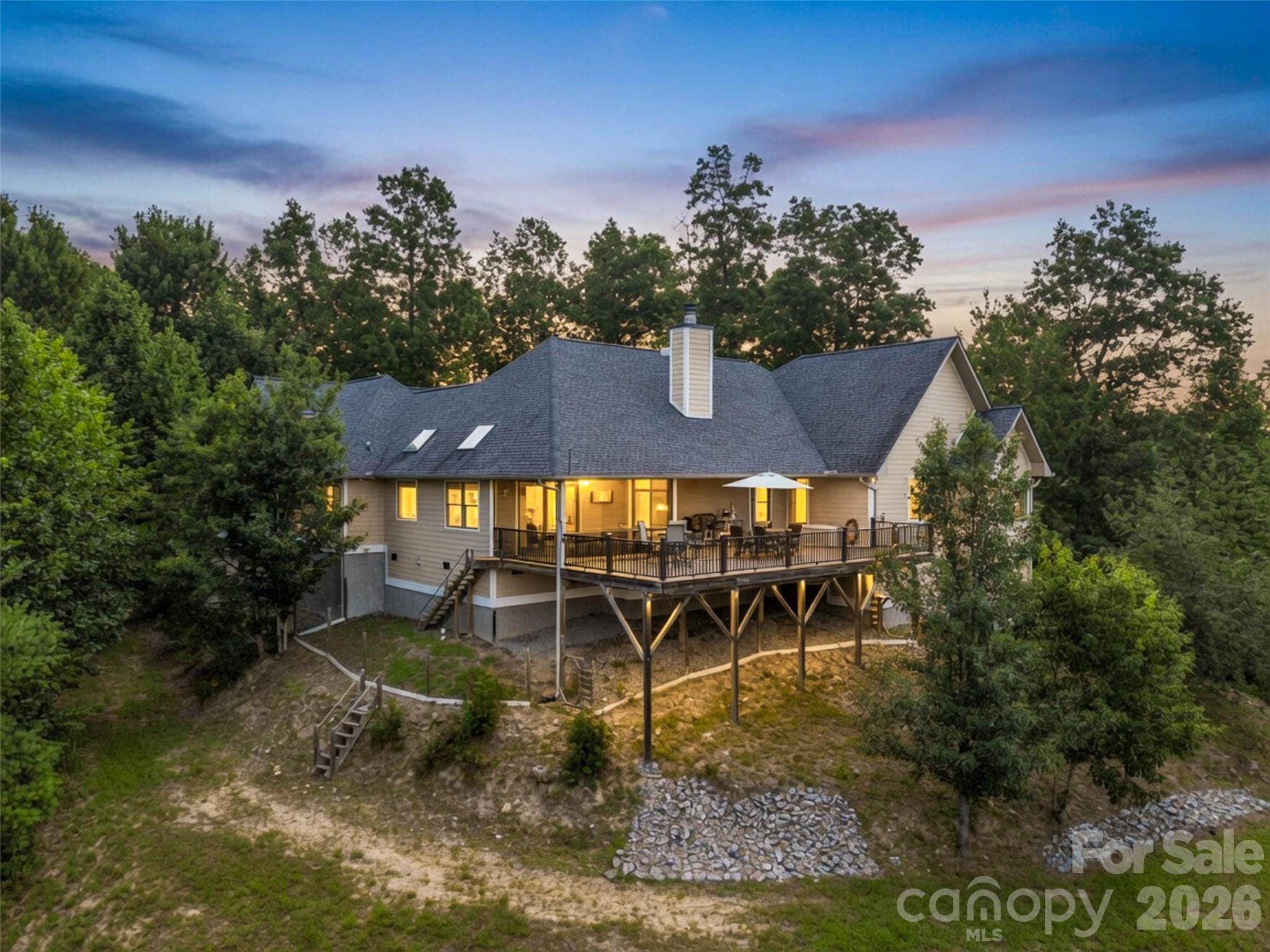 930 Big Raven Lane Property Photo 4