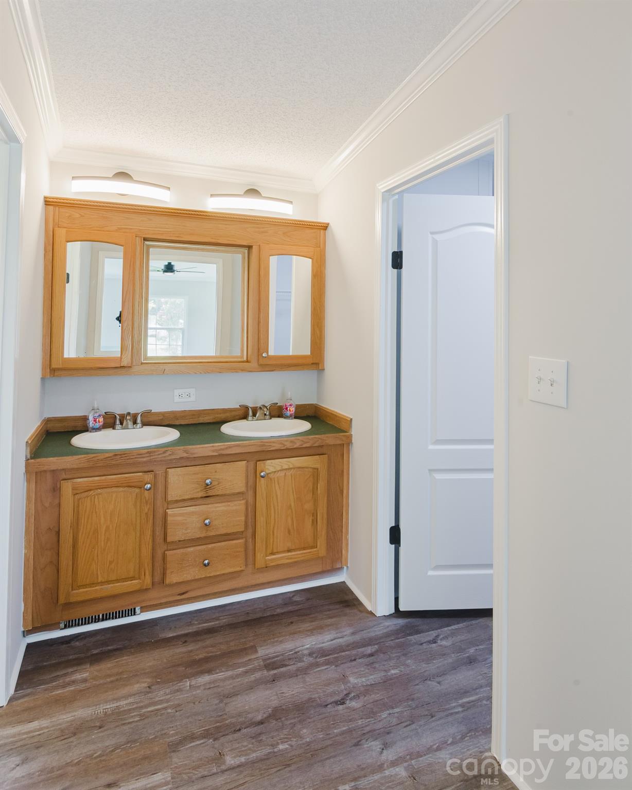 1075 Double Impact Drive Property Photo 29