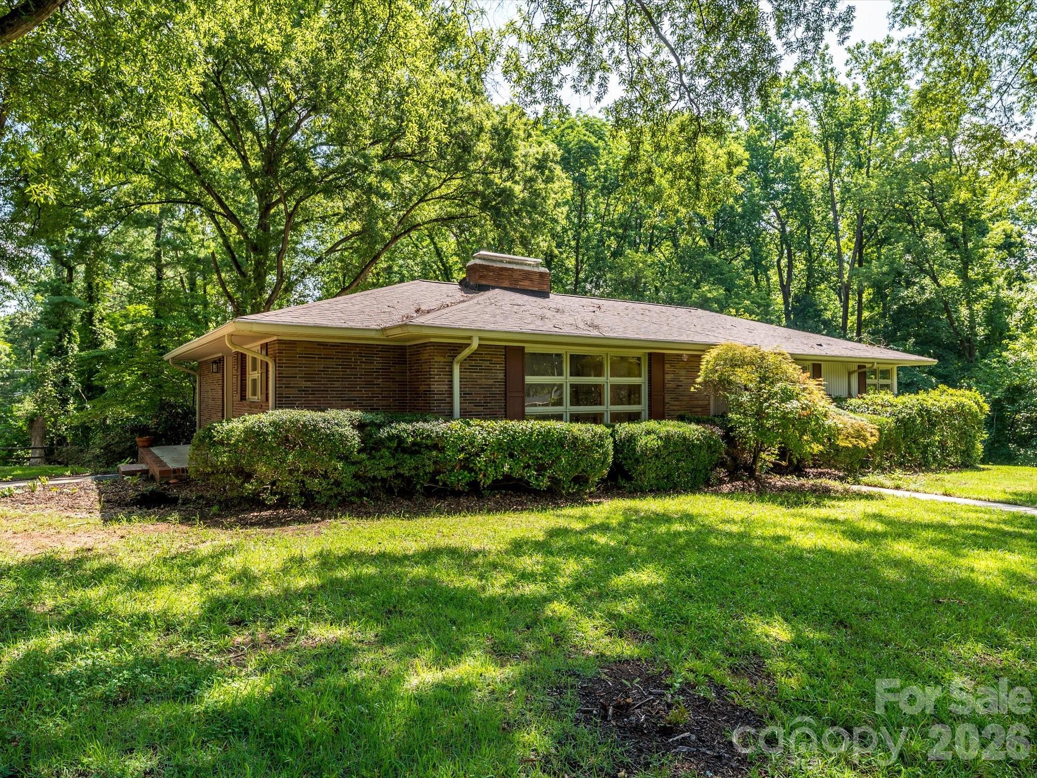 688 Grandview Drive Property Photo 42