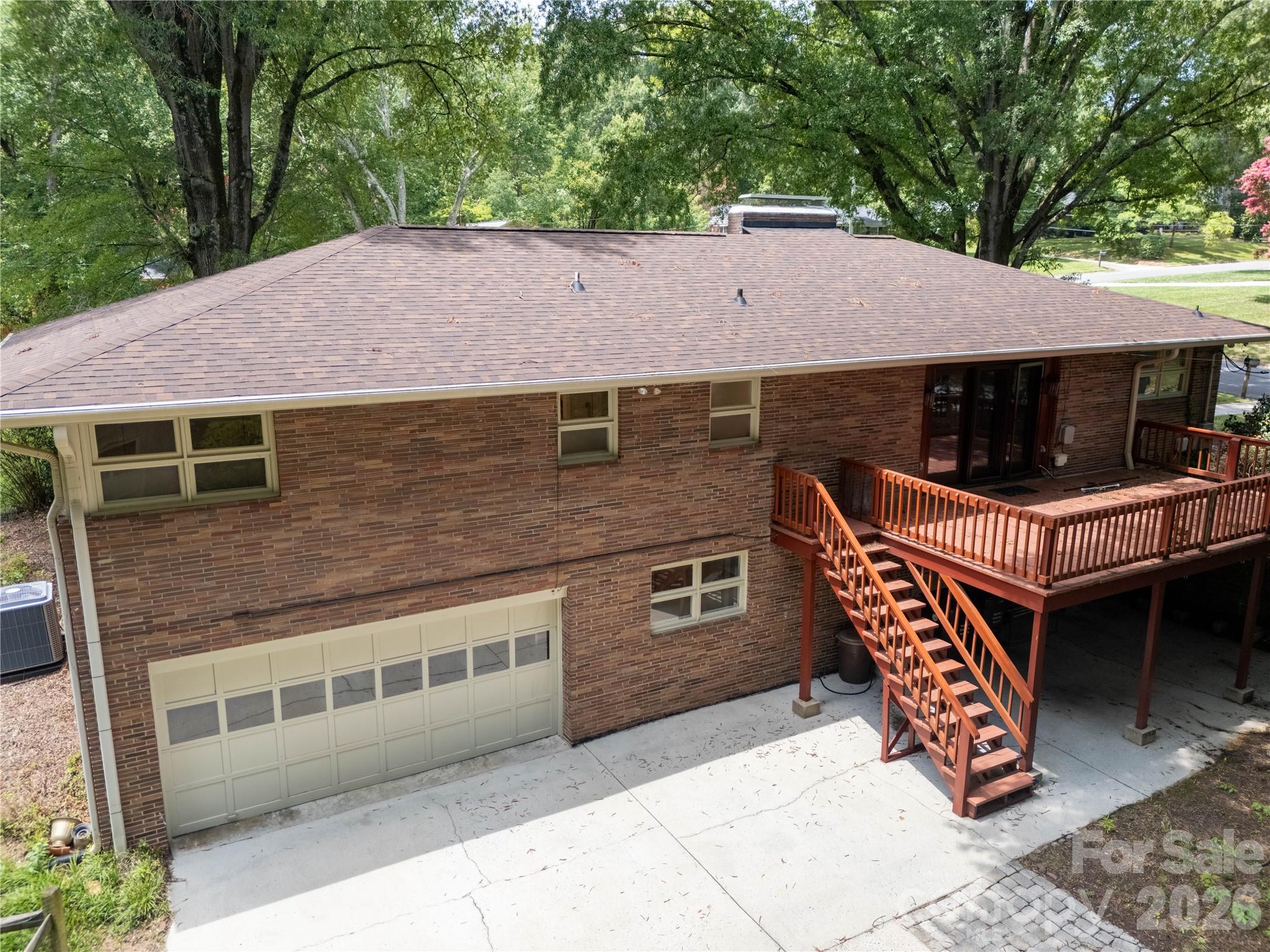 688 Grandview Drive Property Photo 46