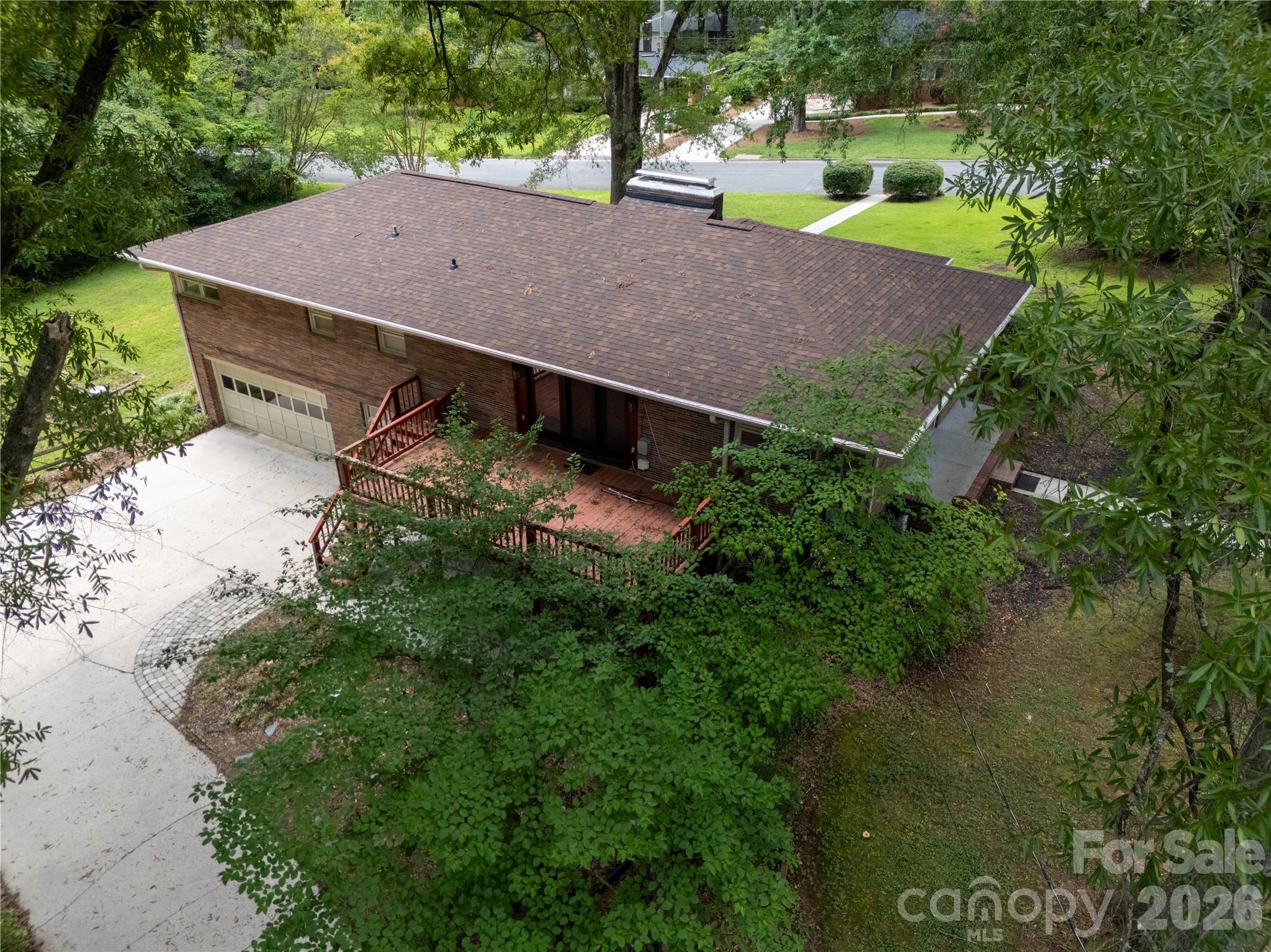 688 Grandview Drive Property Photo 47