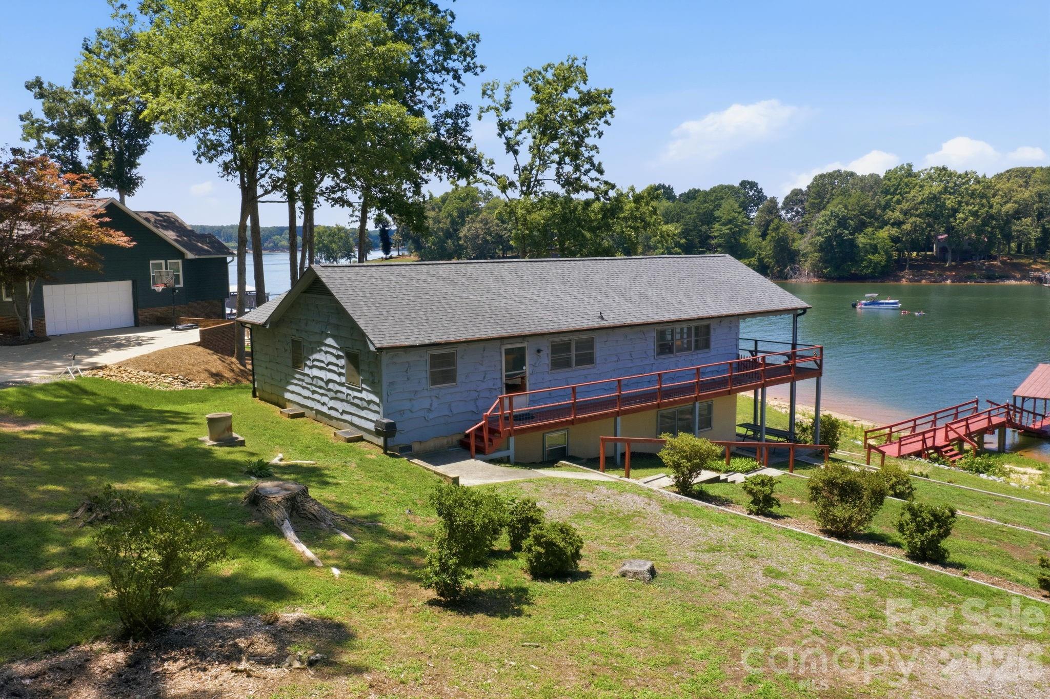 178 Penicillin Point Property Photo 2