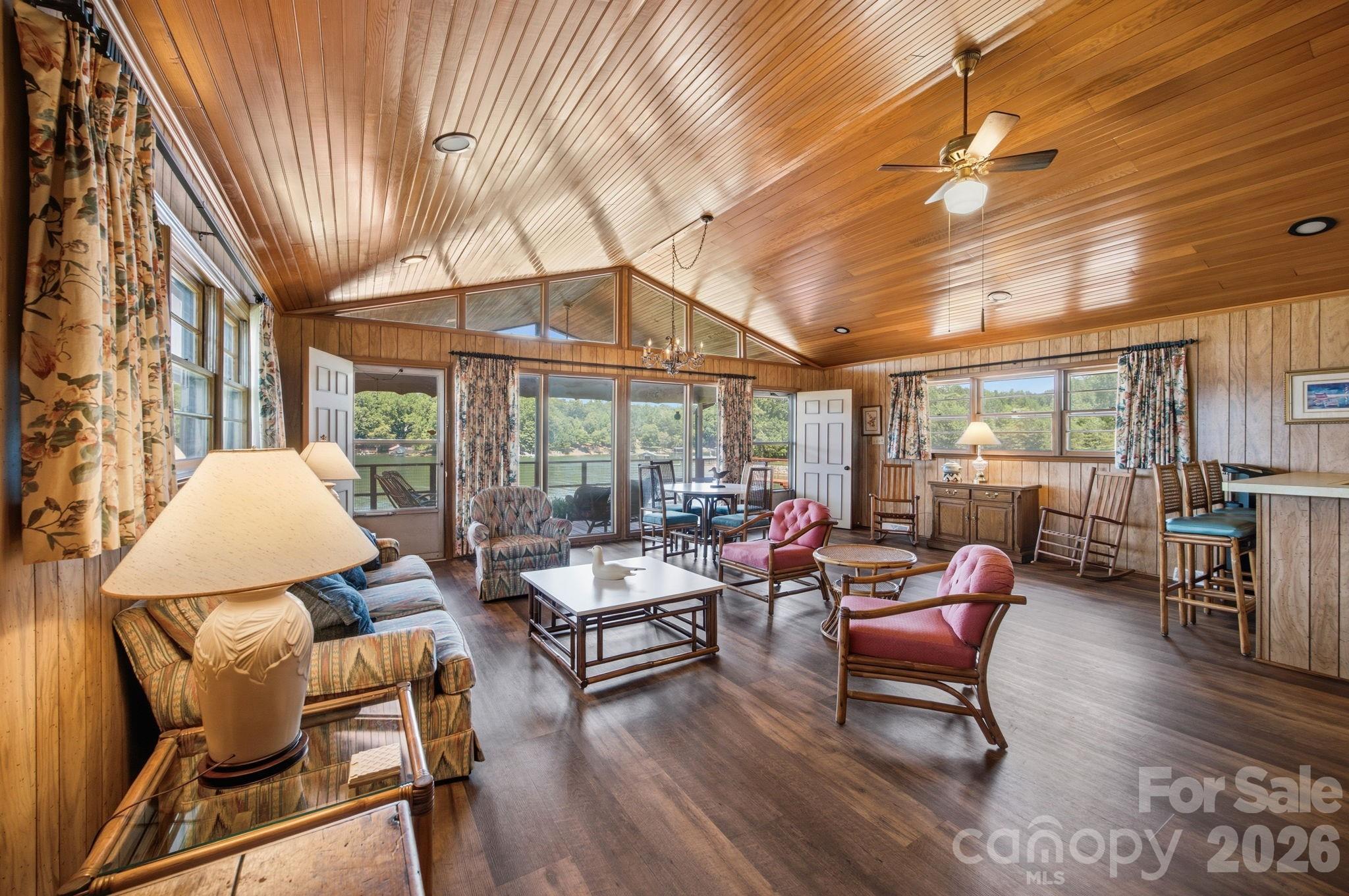 178 Penicillin Point Property Photo 23