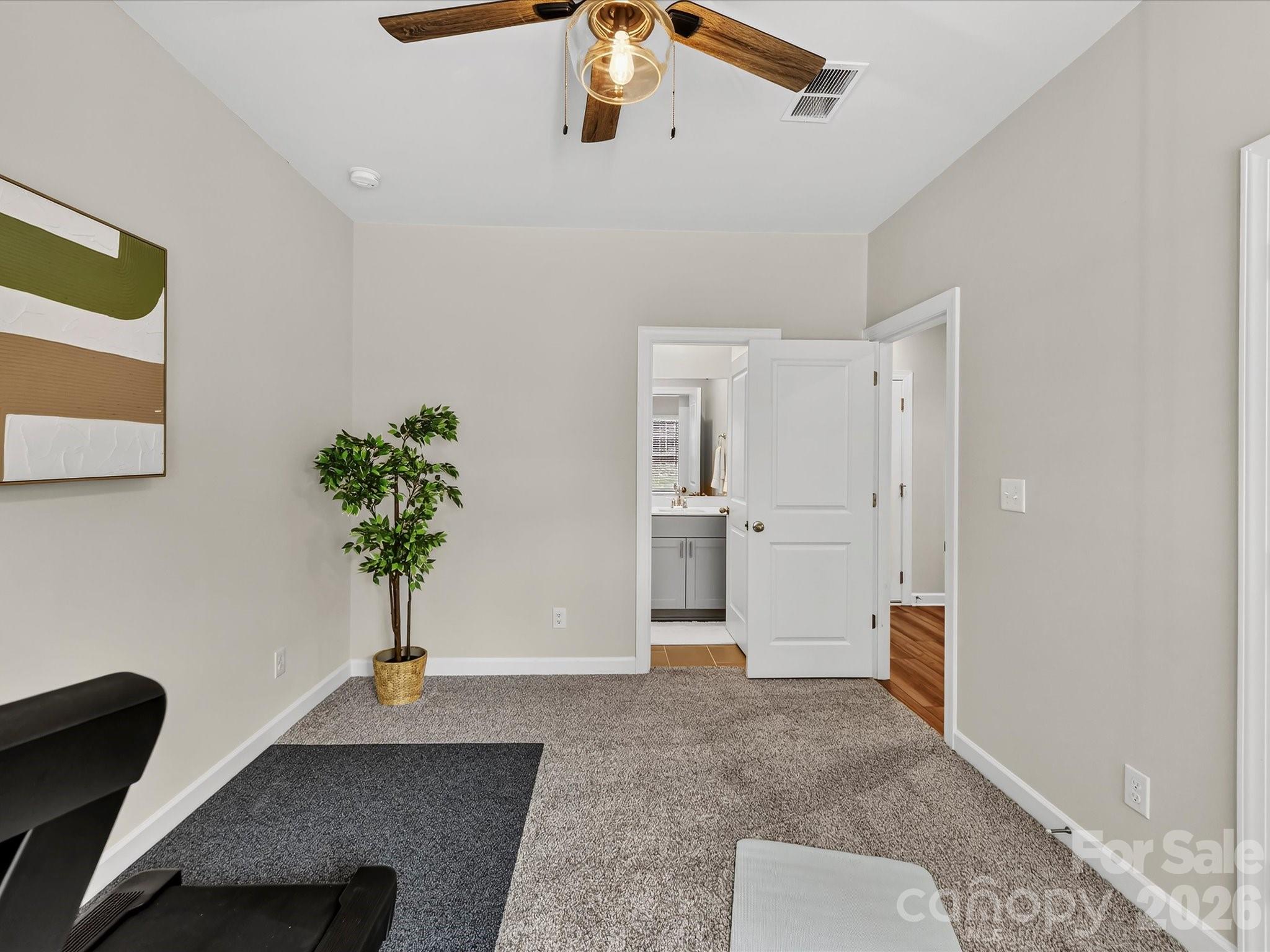 4552 Millennium Avenue Property Photo 7