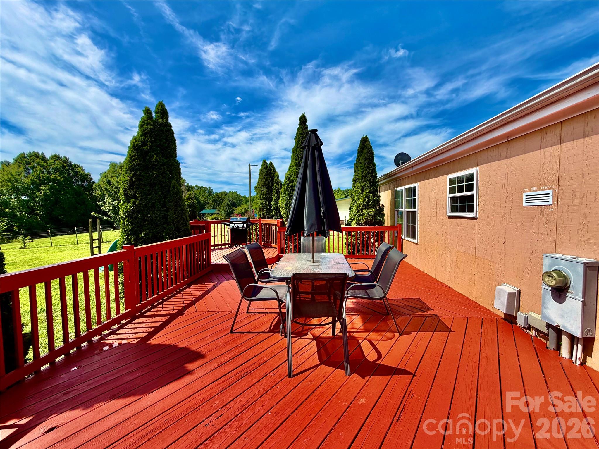 1104 Spring Meadow Drive Property Photo 13