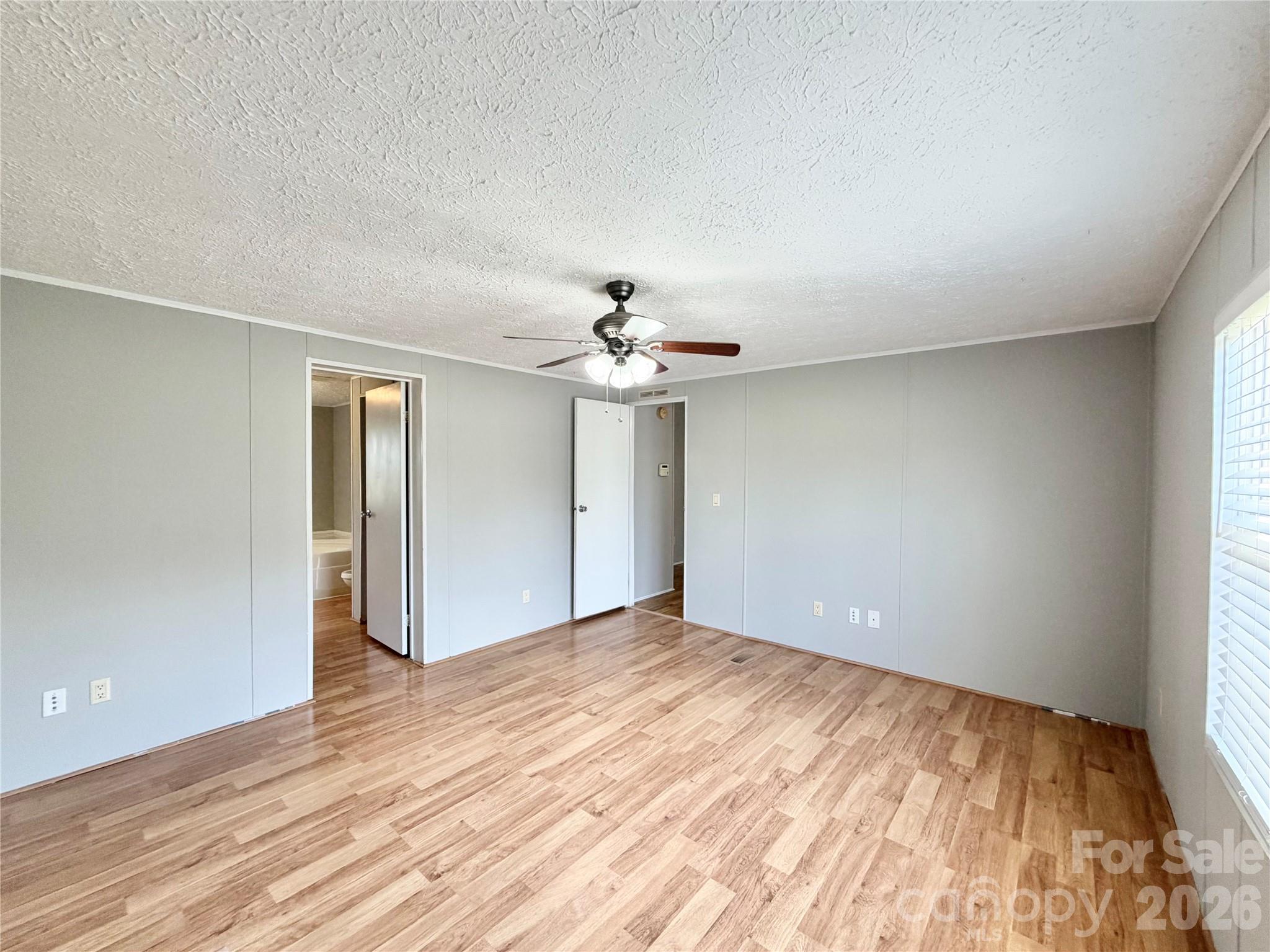 1104 Spring Meadow Drive Property Photo 26