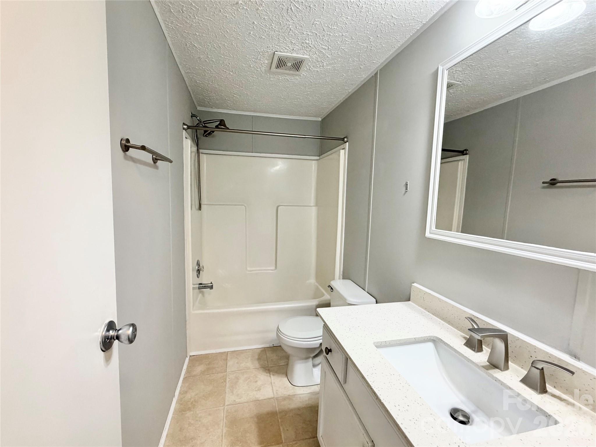 1104 Spring Meadow Drive Property Photo 31