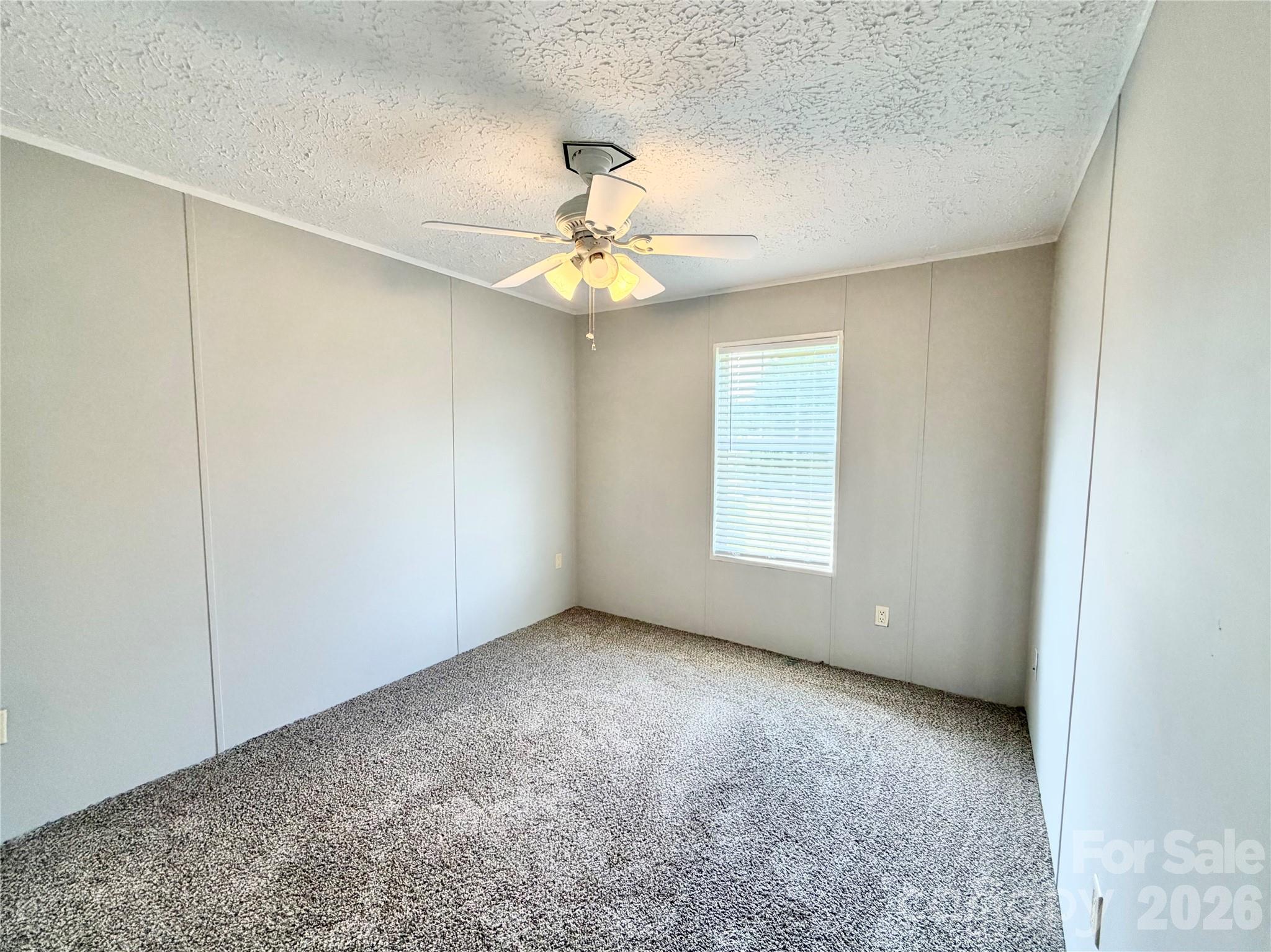 1104 Spring Meadow Drive Property Photo 32