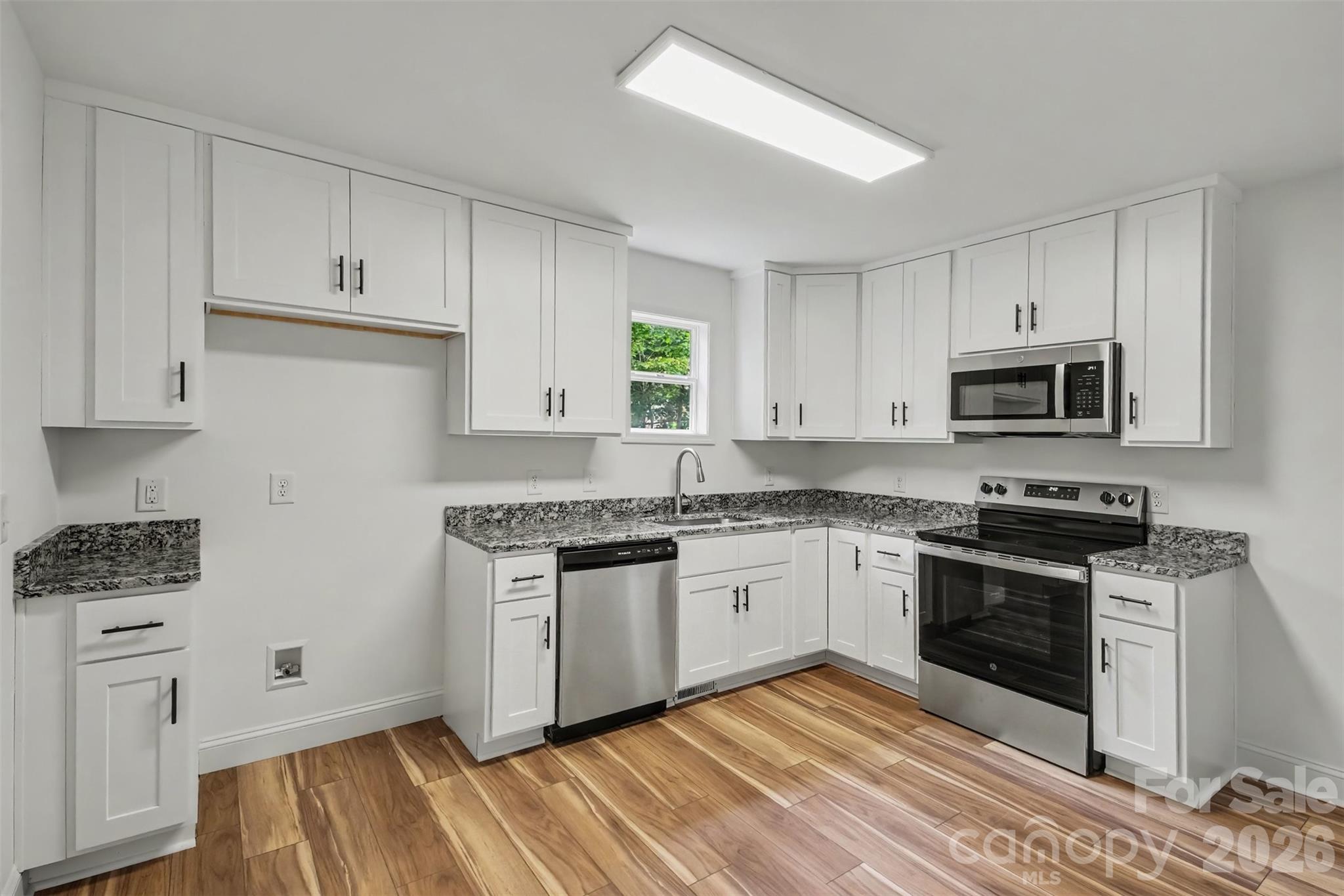 155 Corban Avenue Property Photo 8