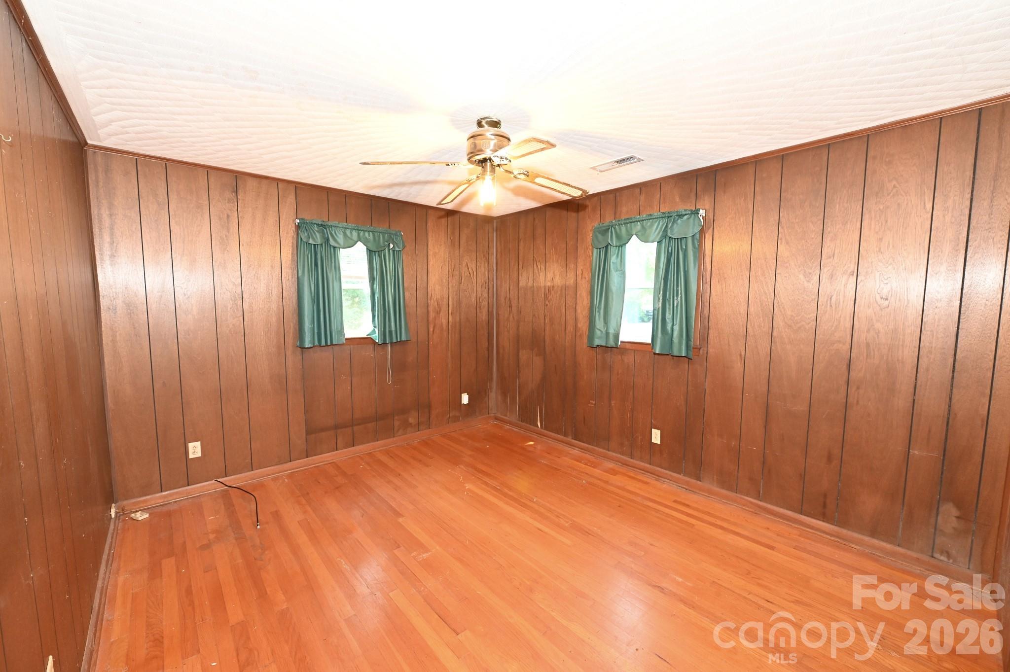 1026 Quail Hill Avenue Property Photo 11