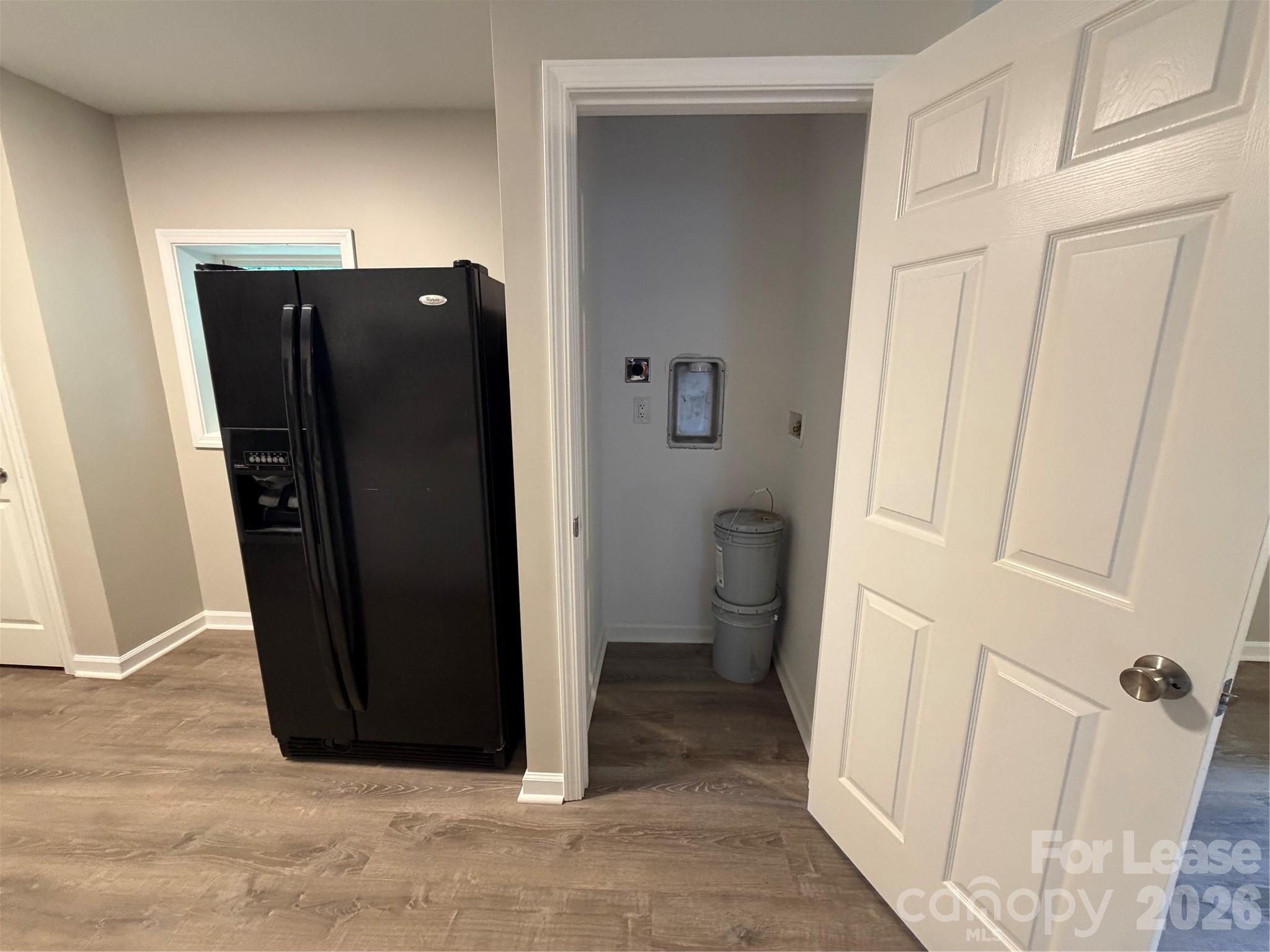 2621 E Greenbriar Road Property Photo 4