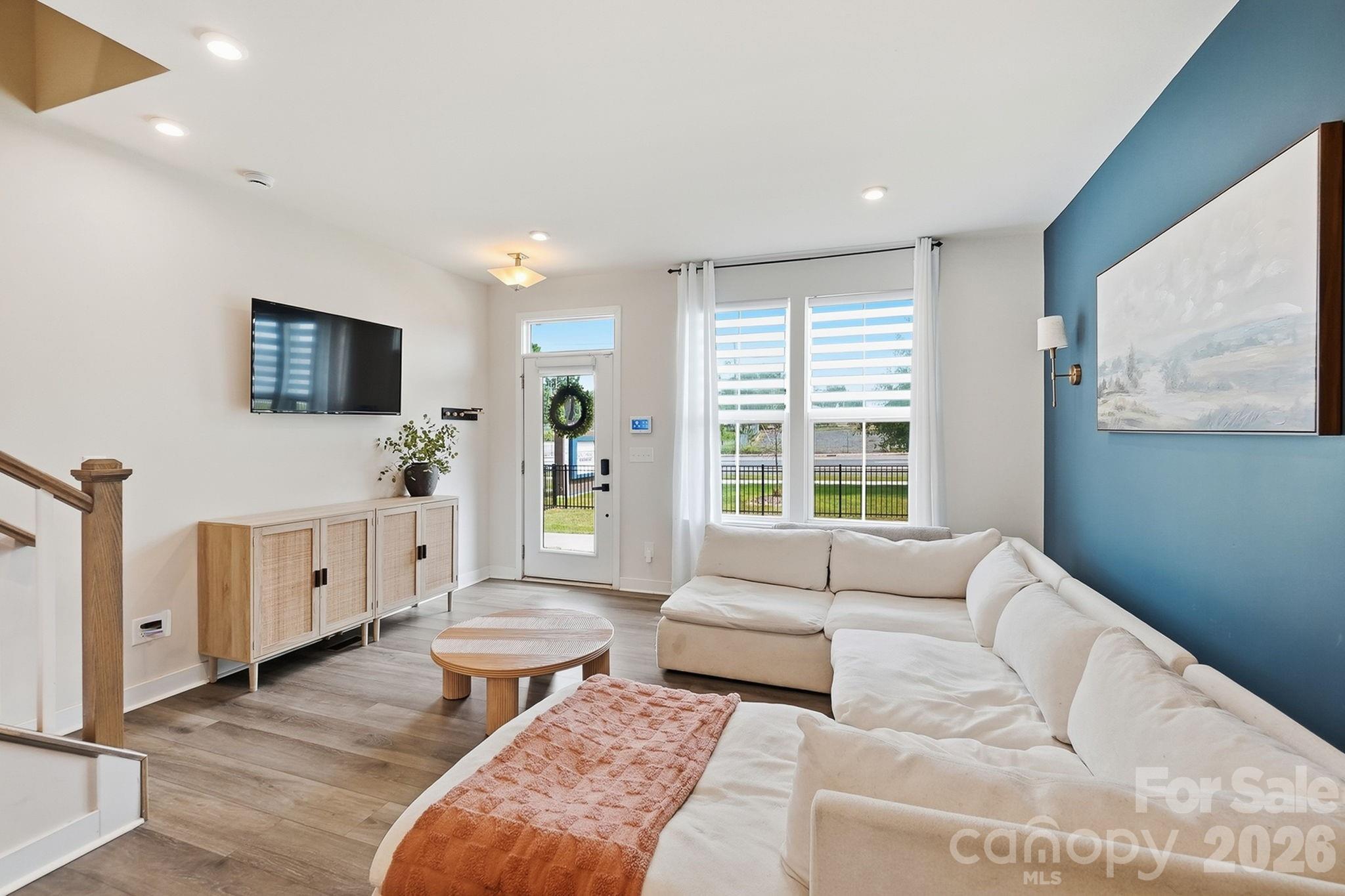 1063 Simcoe Lane Property Photo 1