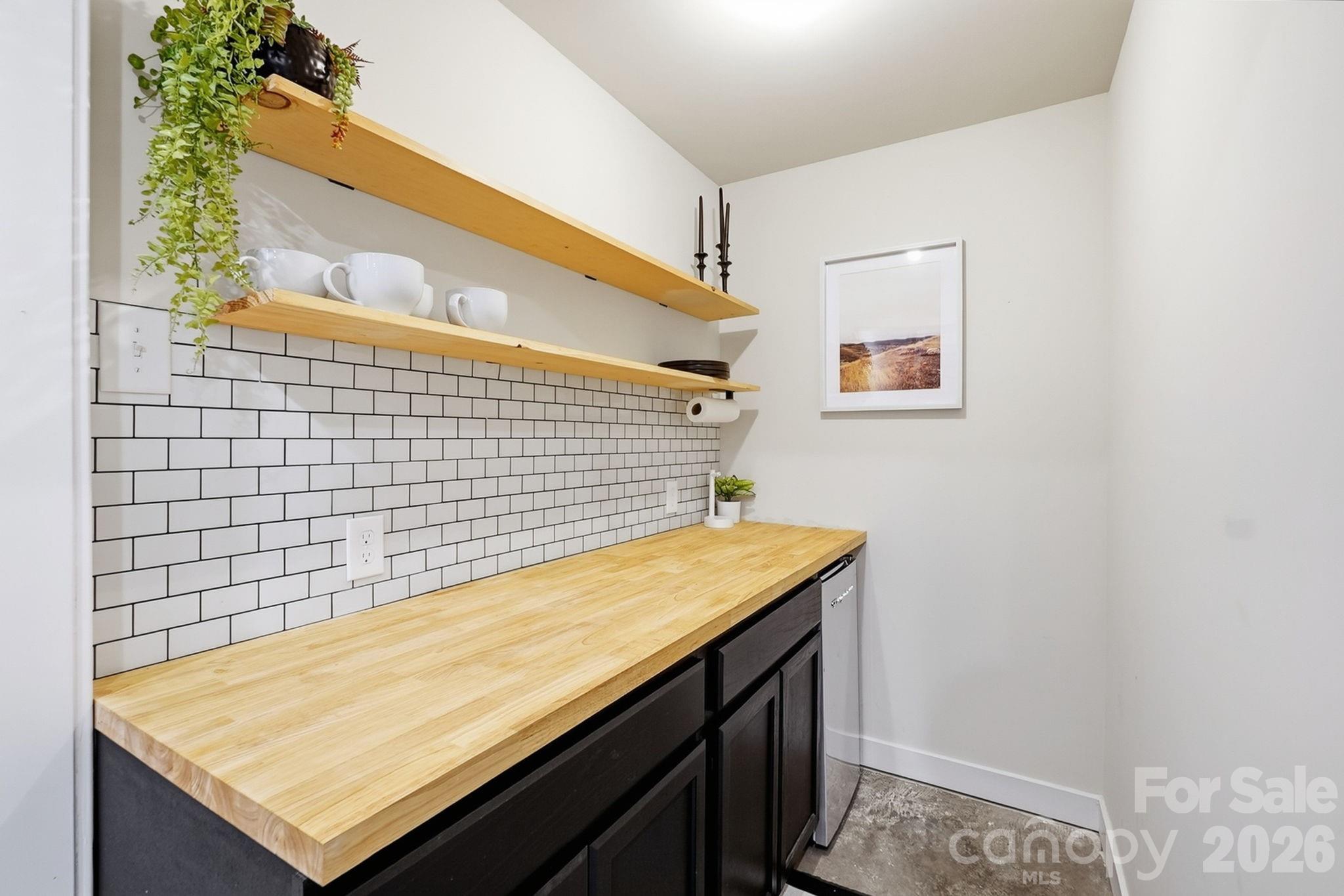 1063 Simcoe Lane Property Photo 34