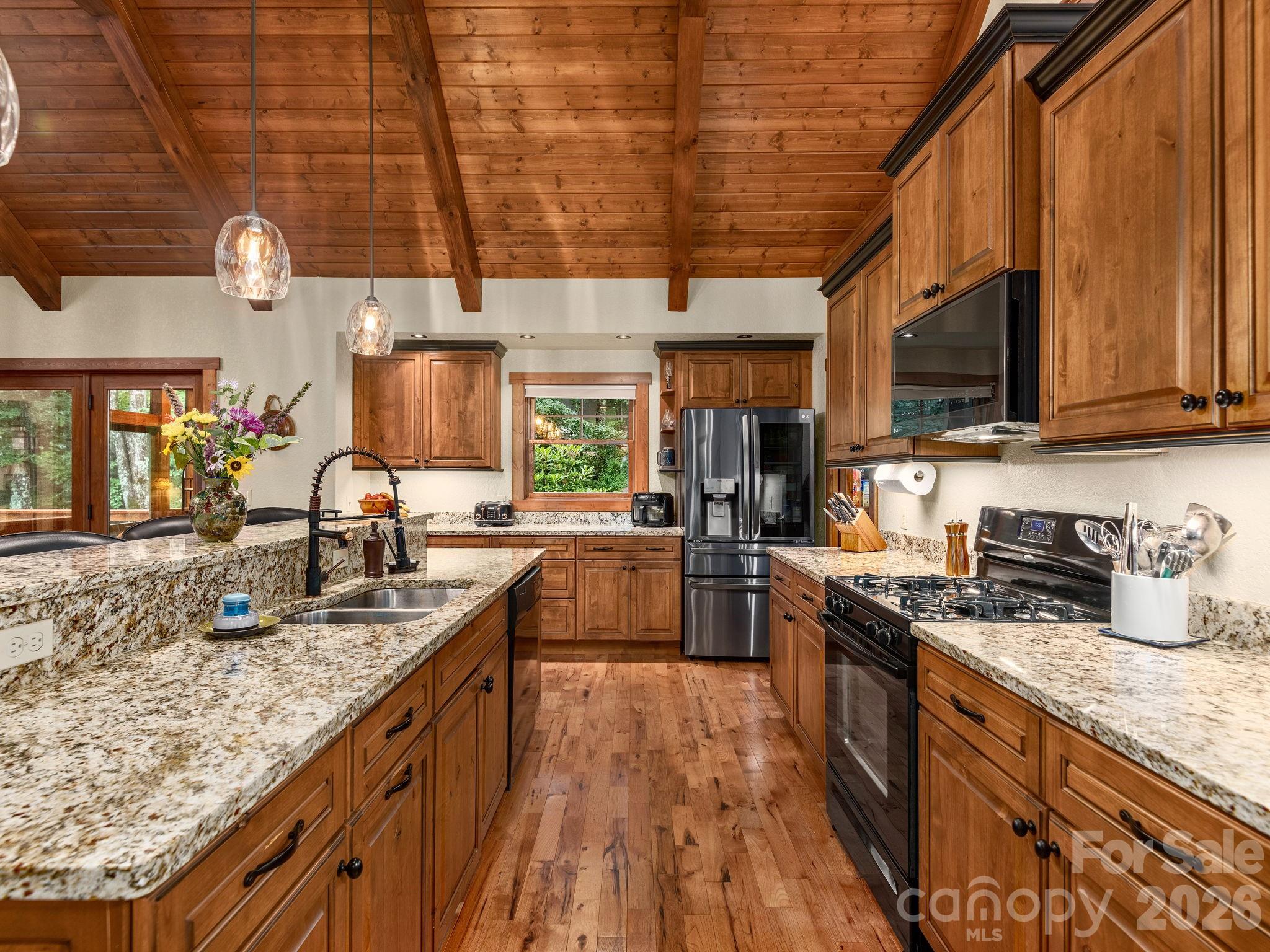 352 Celo Cove Drive 18 Property Photo 10