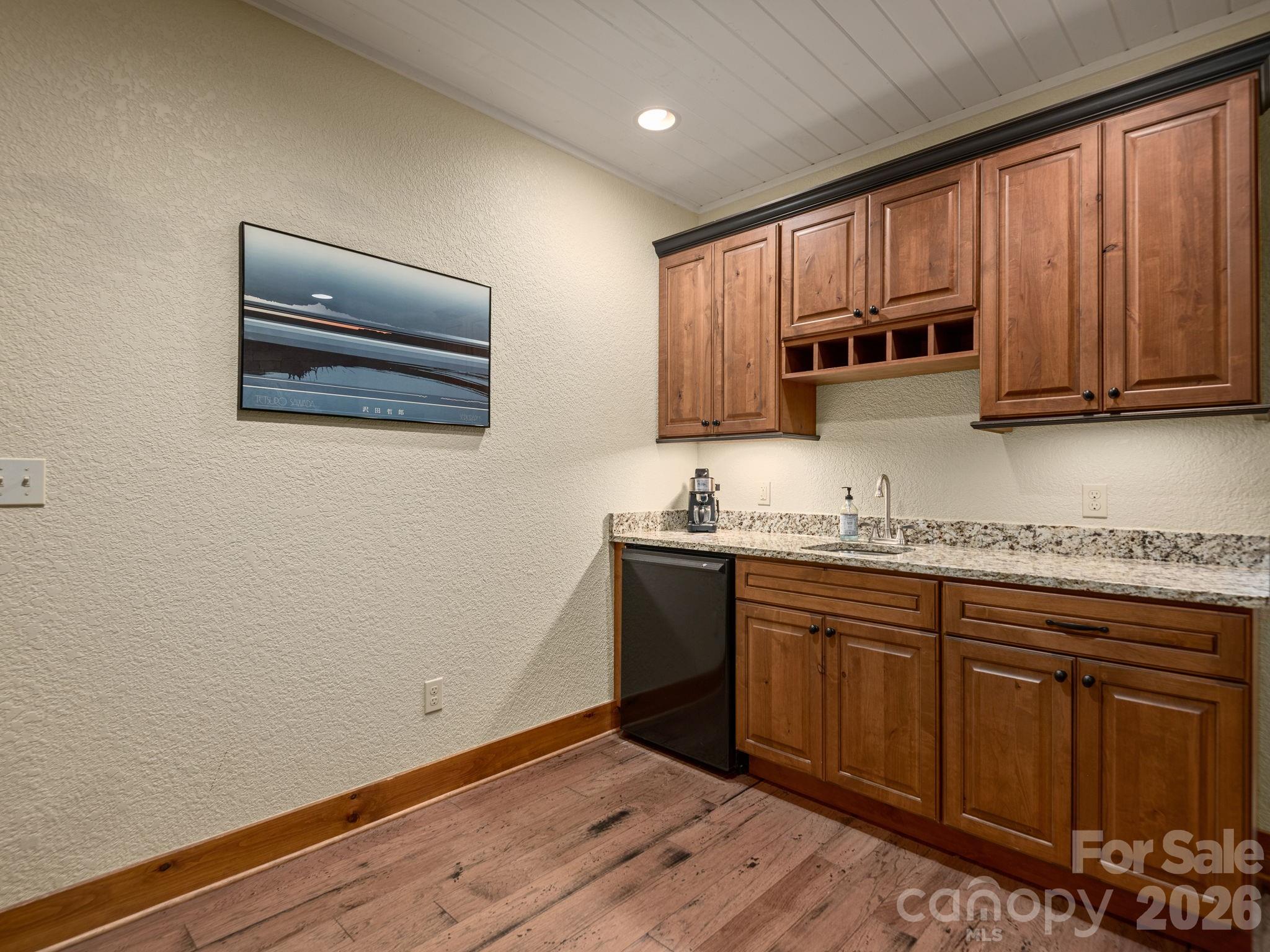 352 Celo Cove Drive 18 Property Photo 24